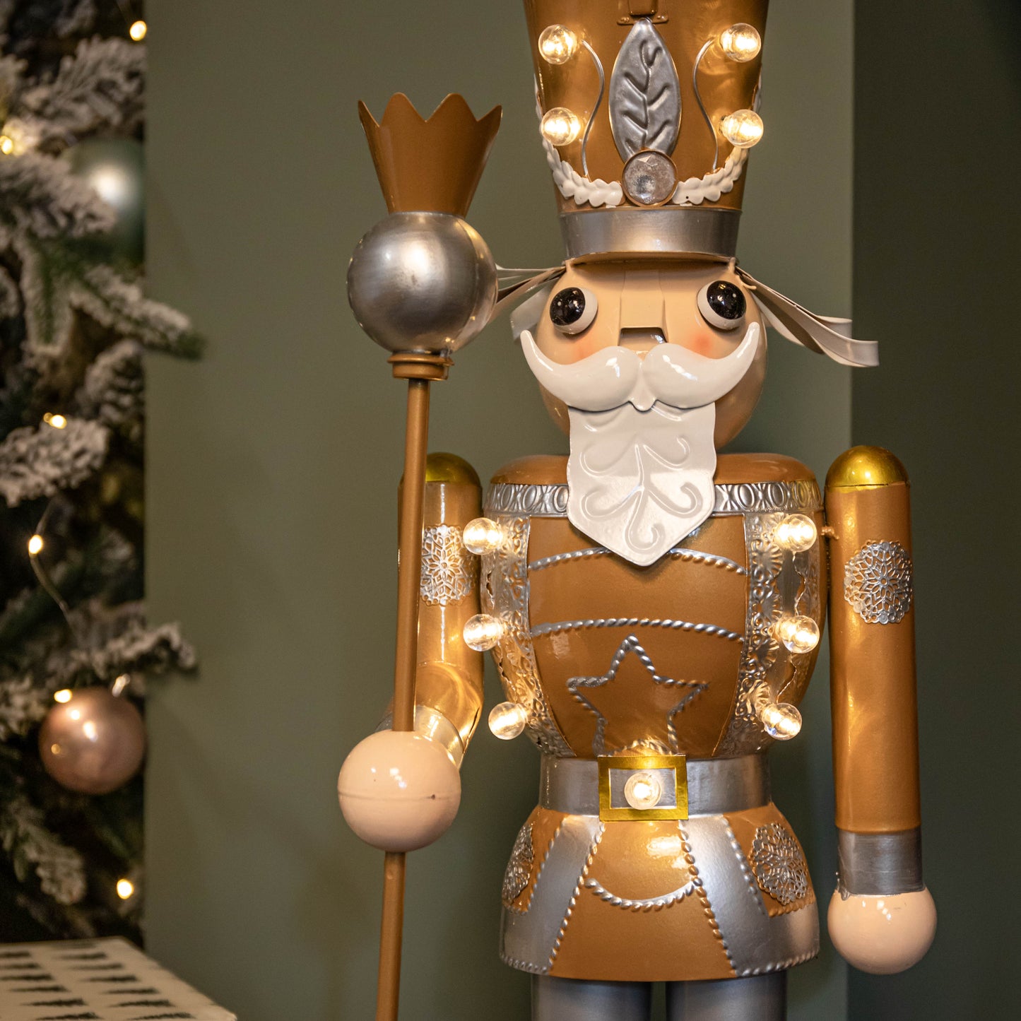 80cm Battery Operated Light up Christmas Gold Nutcracker with LEDs