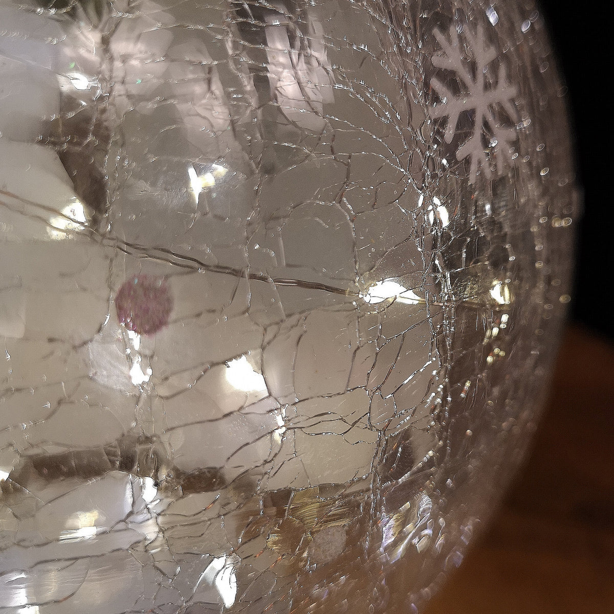 20cm Battery Operated Warm White LED Crackle Effect Ball Christmas Decoration with Snowman