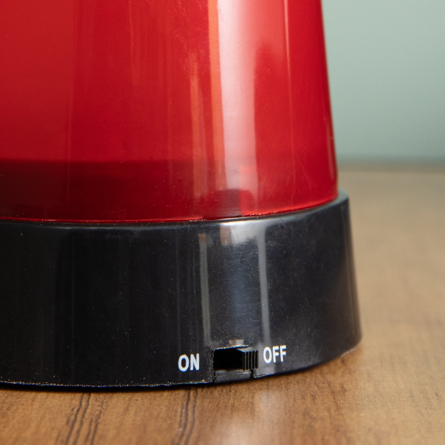 Motion Activated Christmas Present Snoop Alarm With A Flashing Light And 90 Decibel Siren