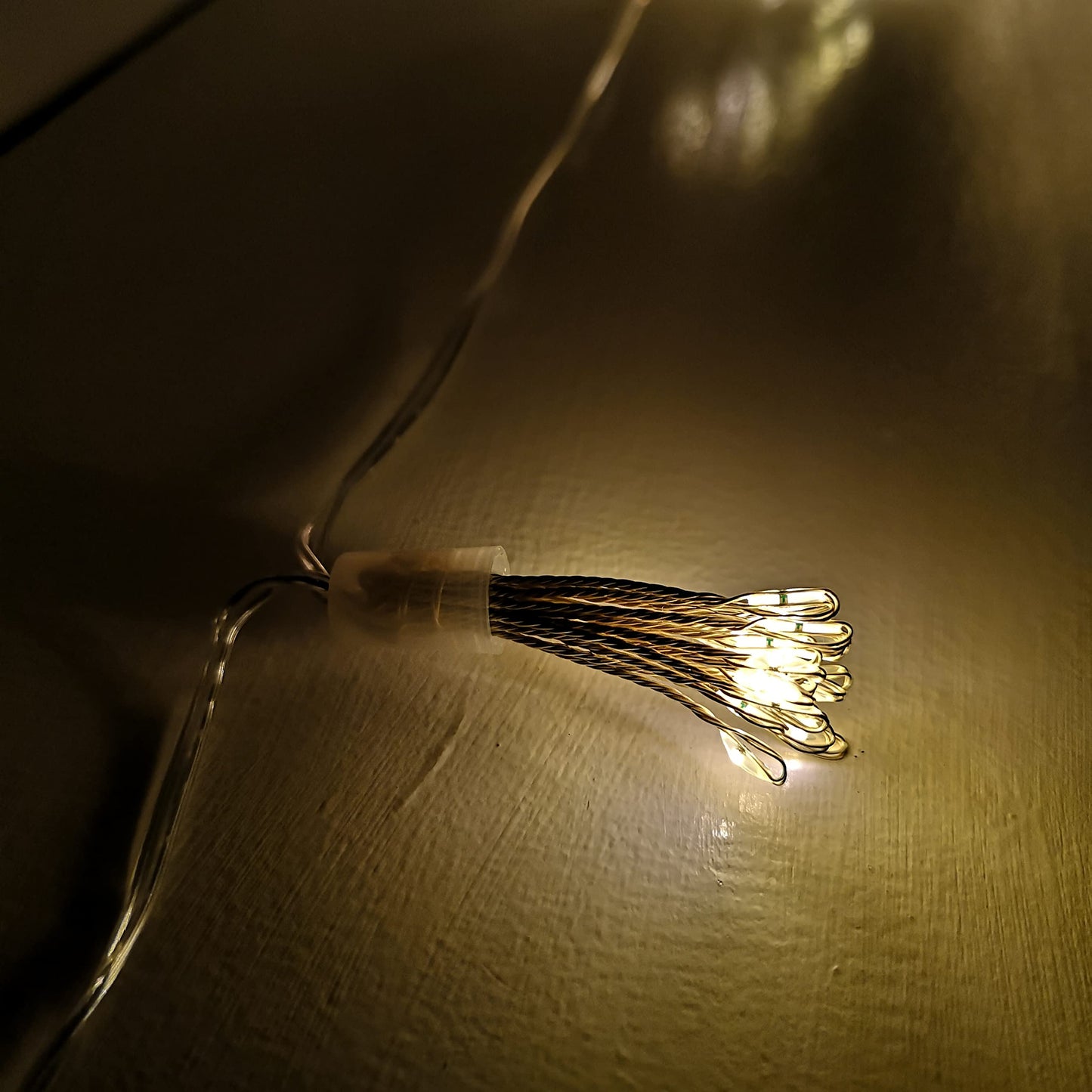 200 LED 10 Starburst  Premier Christmas Multi Function Battery Timer Lights in Warm White