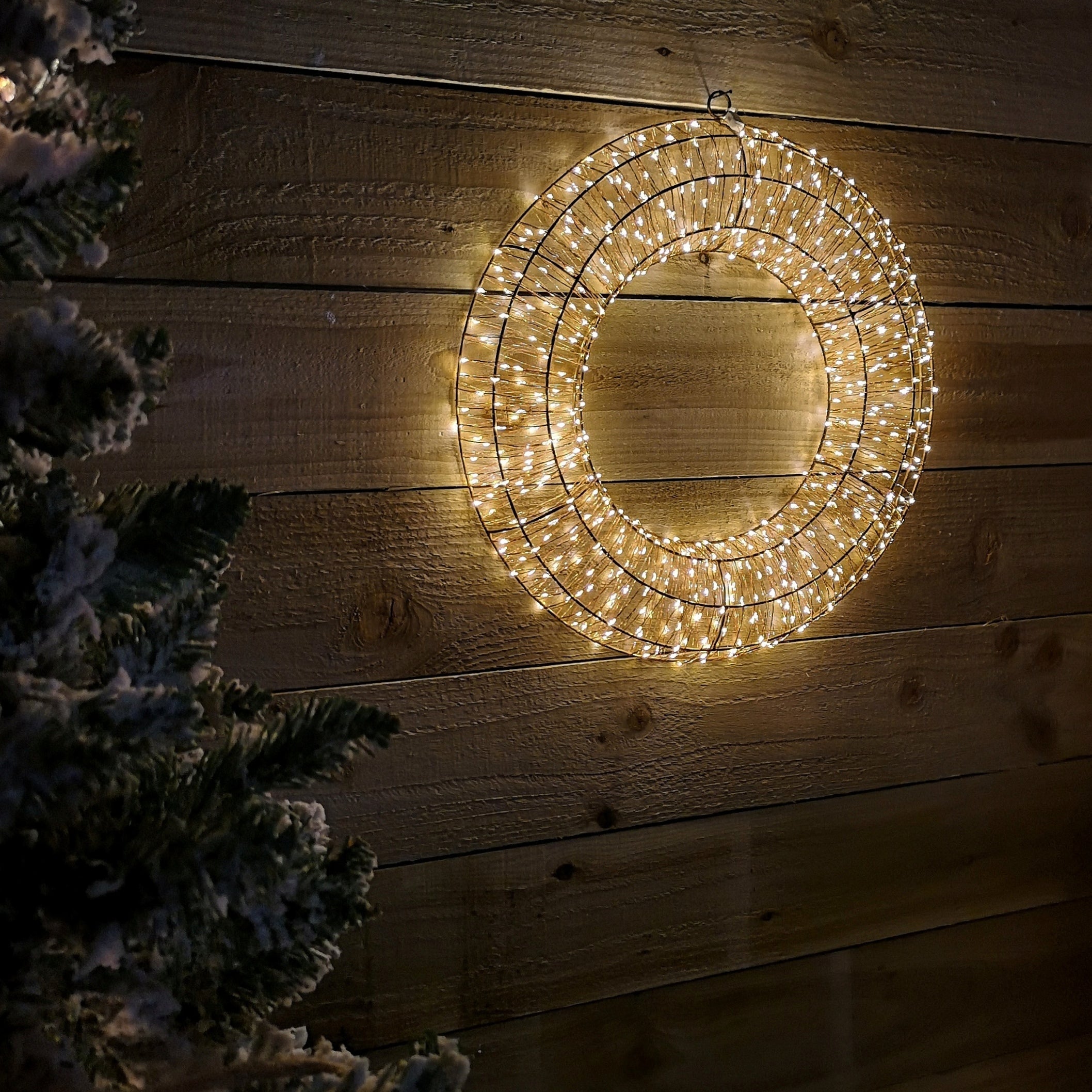 Rose Gold Wreath With Warm White LEDs 600 Bulb 45cm