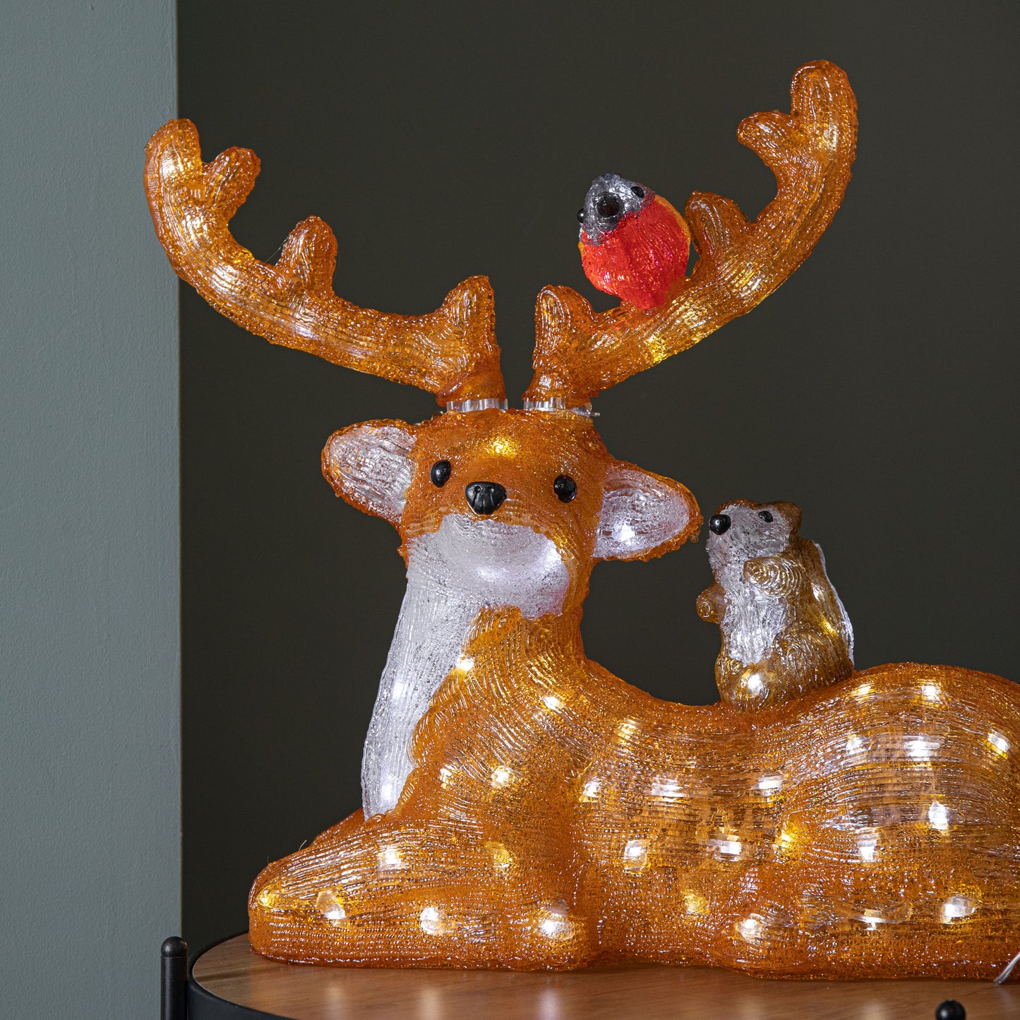 40cm Light up Acrylic Sitting Christmas Deer with Animals and 80 Warm White LEDs