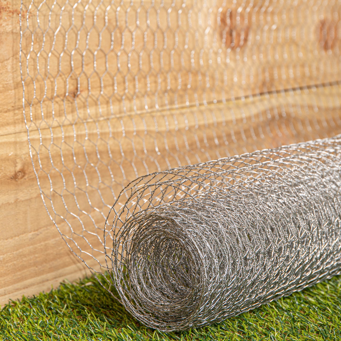 5m x 90cm x 13mm Galvanised Metal Chicken Garden Wire Netting / Fencing