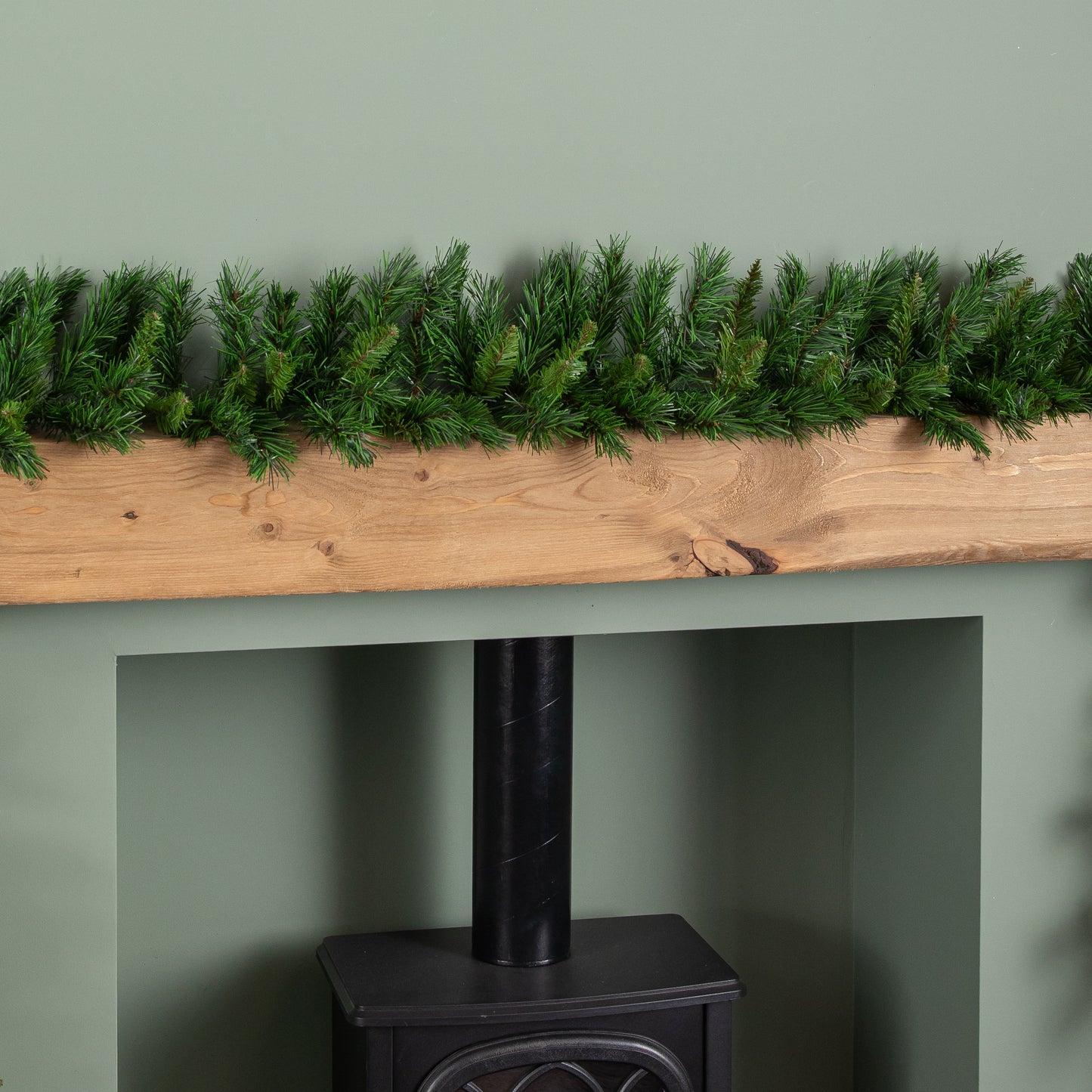 2.7m (9ft) Plain Green Kateson Fir Christmas Garland with 180 Tips