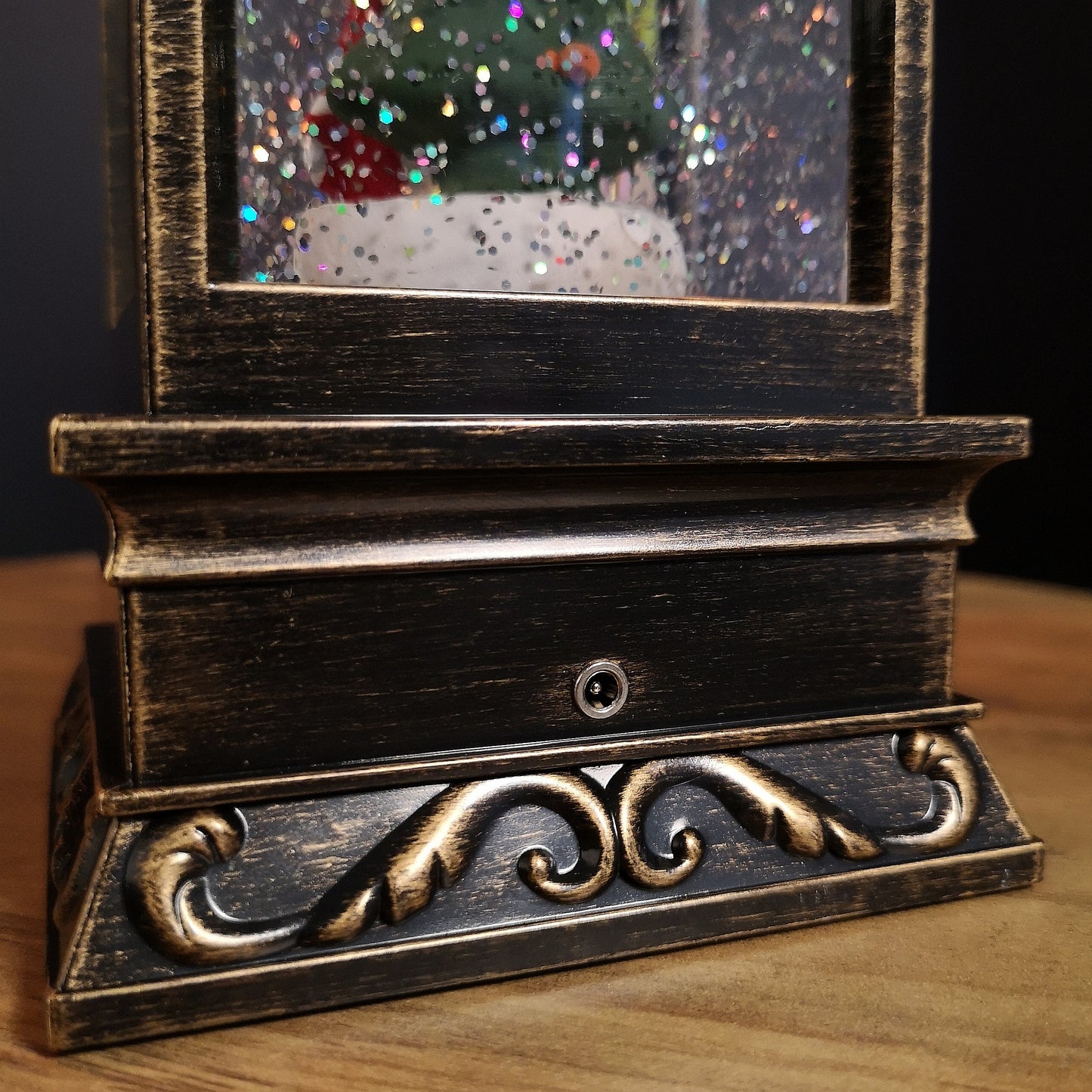 28cm LED Christmas Glitter Water Spinner Antique Lantern Snowy Gonk Scene