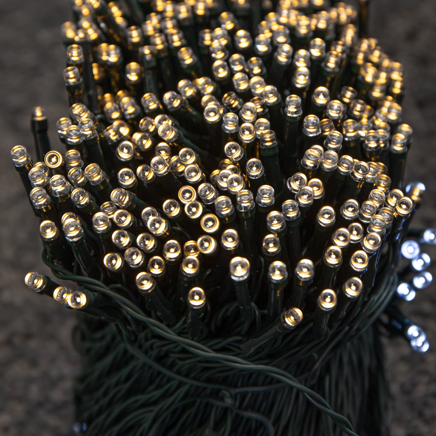 60m Battery Operated Multi-Action Christmas String Lights with 600 Cool & Warm White LEDs