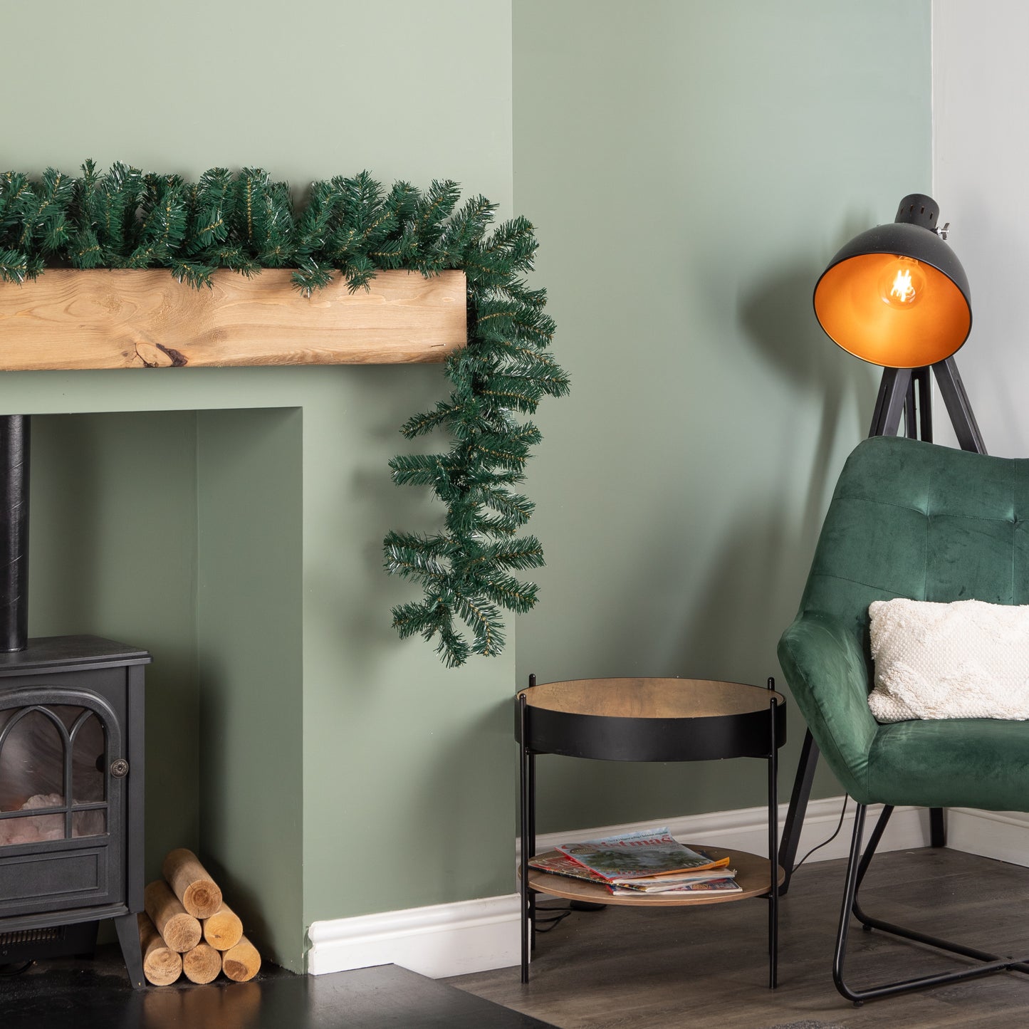 2.7m Plain Green Christmas Garland with 200 Tips