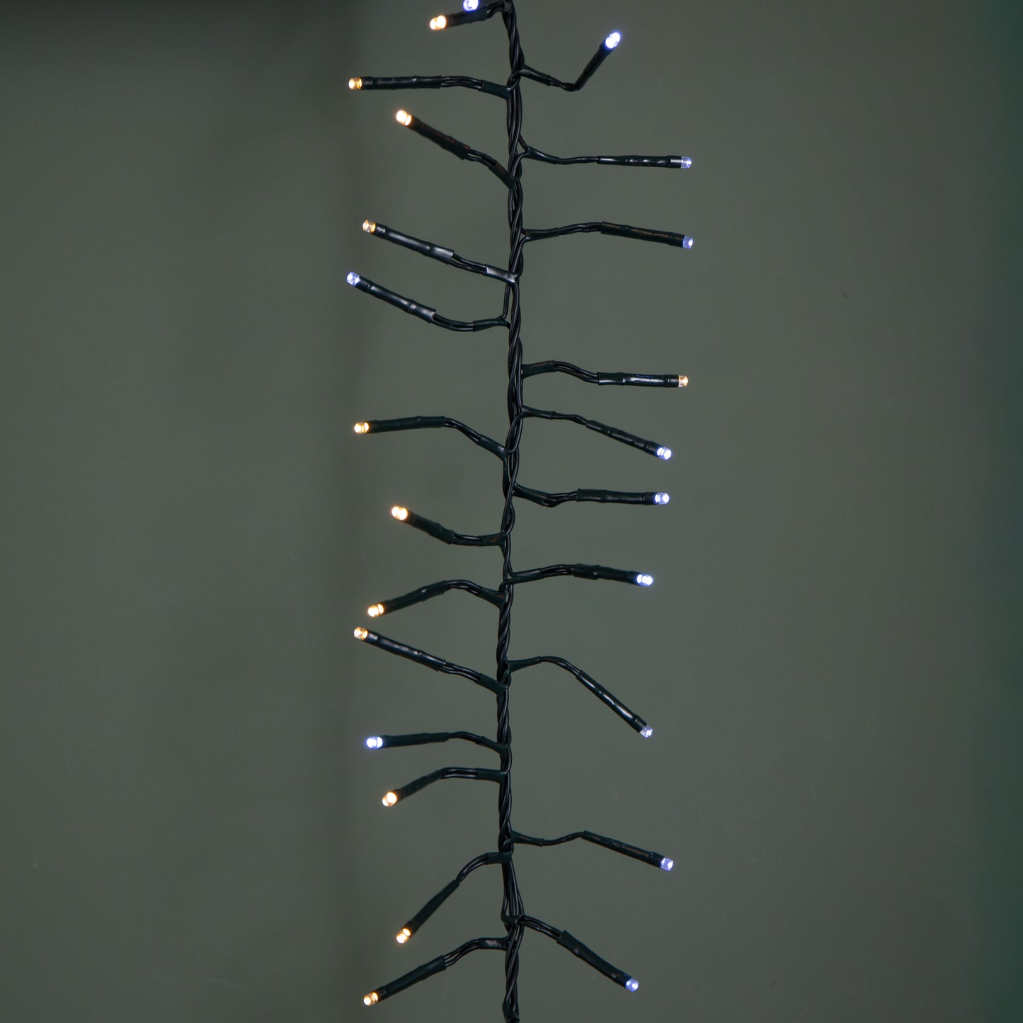 6.2m 480 LED Christmas Cluster String Lights with Timer in White & Warm White