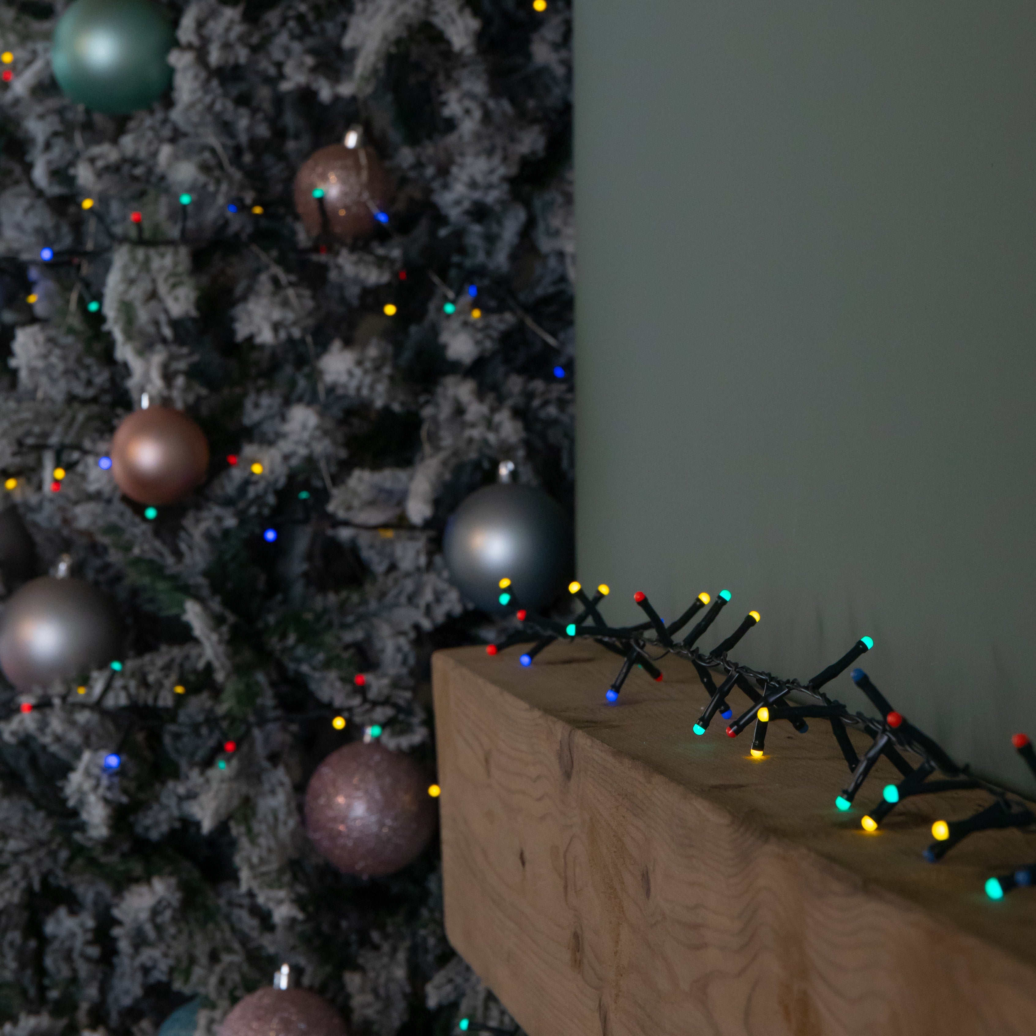 9m 360 LED Battery Operated Christmas BerryBrights String Lights in Multi-Coloured