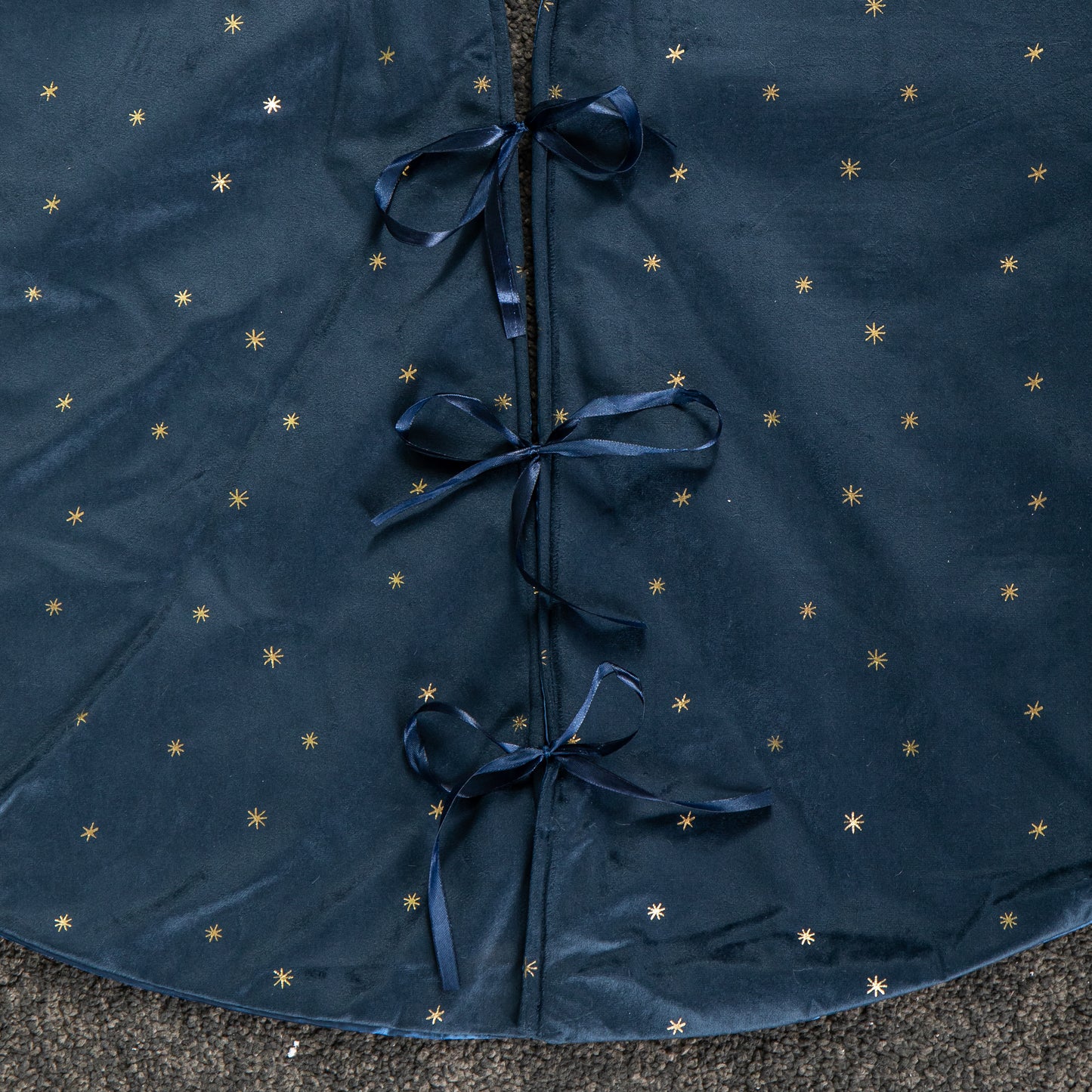 1.2m Soft Dark Blue Velour Christmas Tree Skirt with Gold Star Print