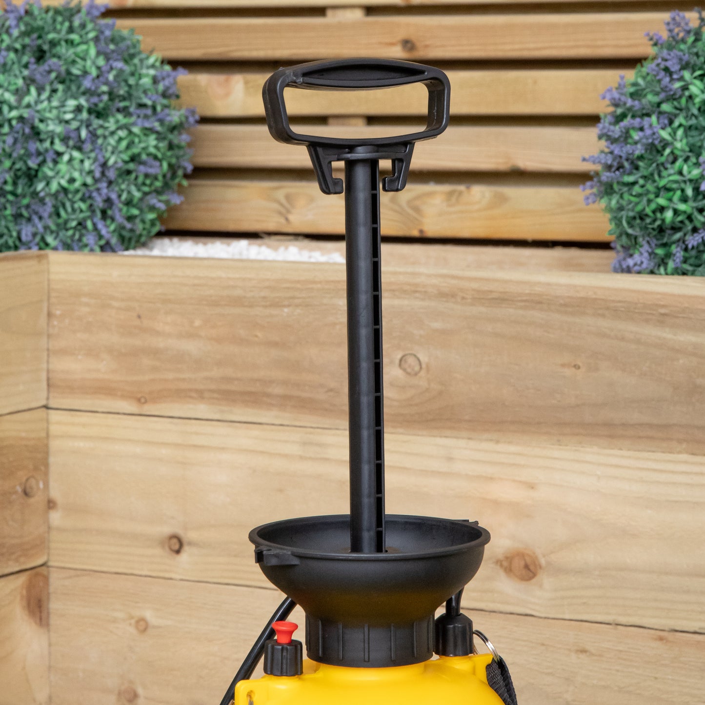 8 Litre Garden Weed Killer Pressure Sprayer with Shoulder Strap