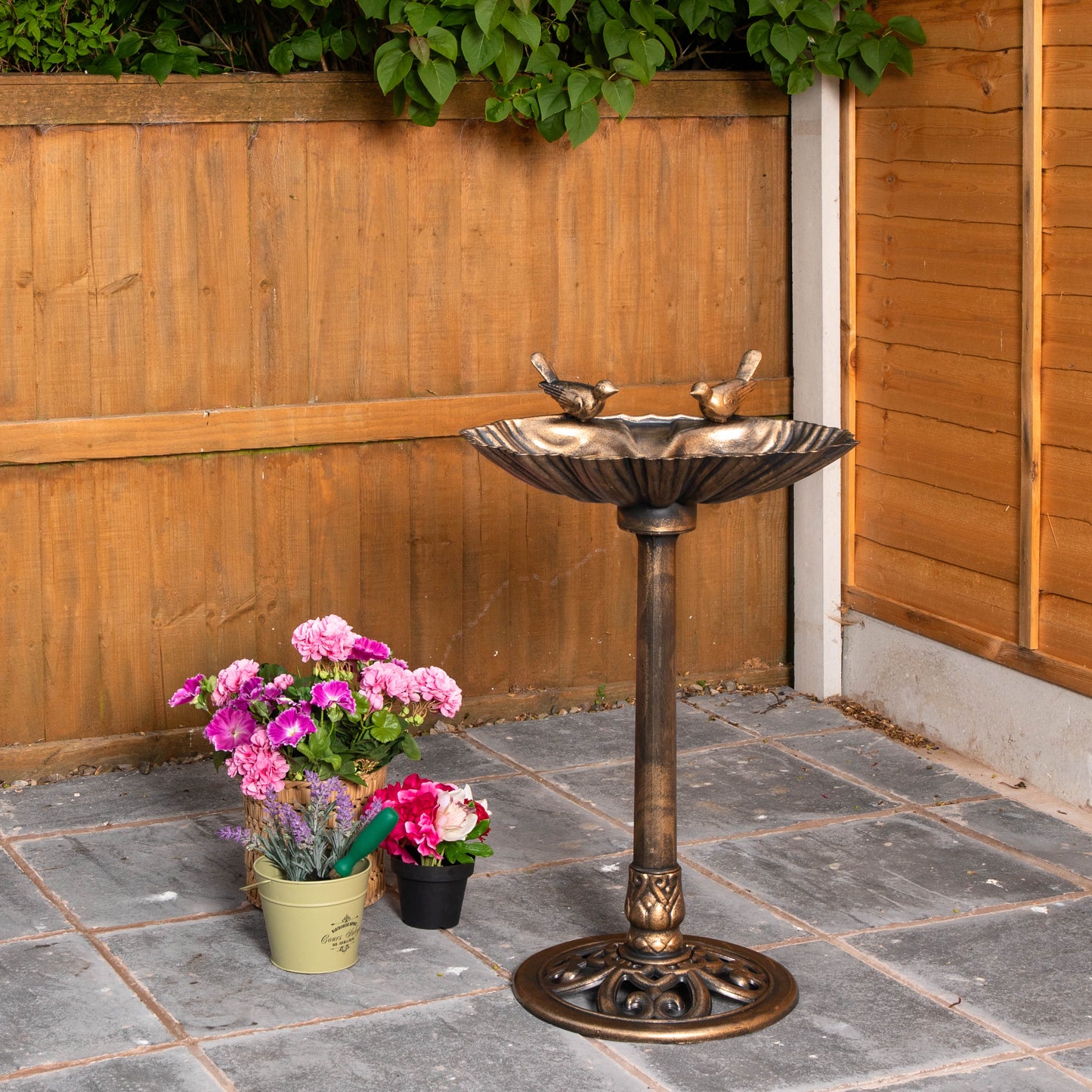Factory Seconds: 81cm Bronze Effect Garden Patio Bird Bath with Bird Sculptures