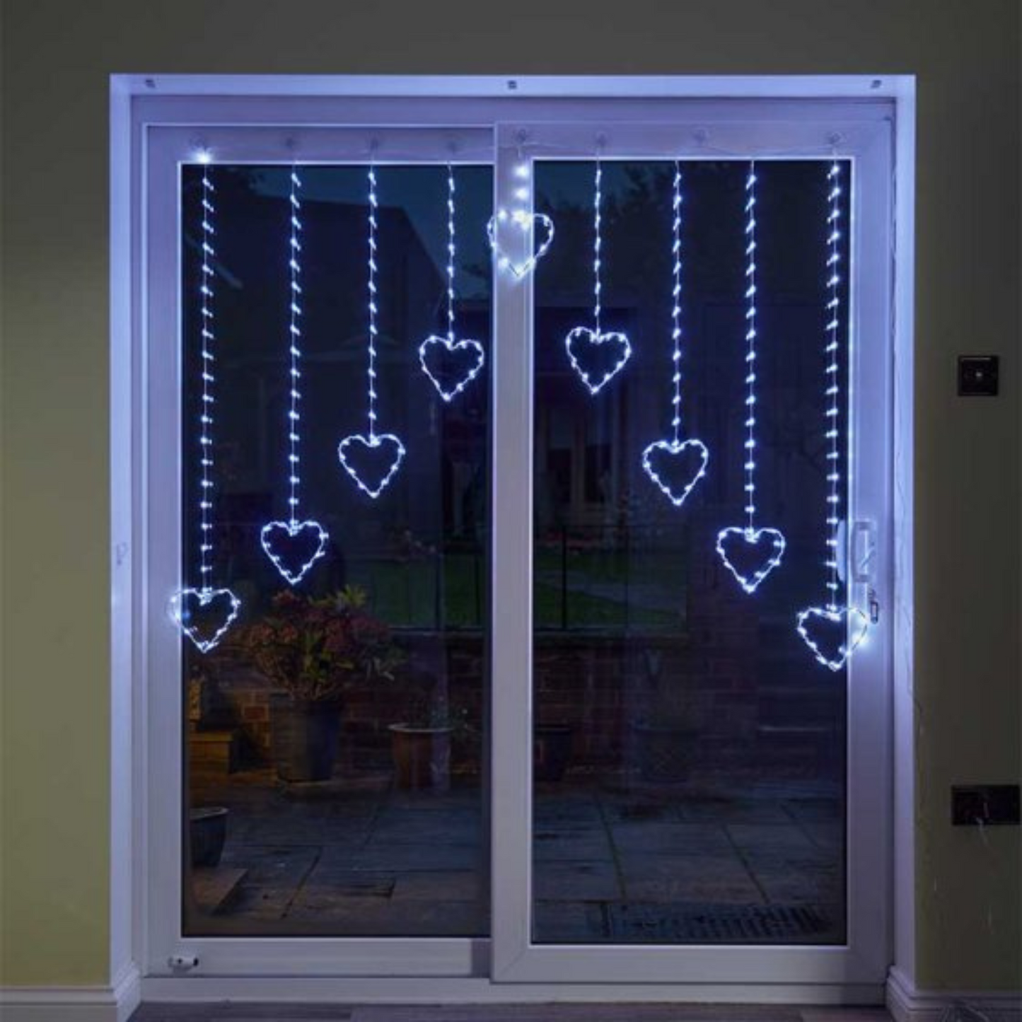 1.2 x 1.2m Light up Christmas Heart Curtain Lights with 229 Cool White LEDs