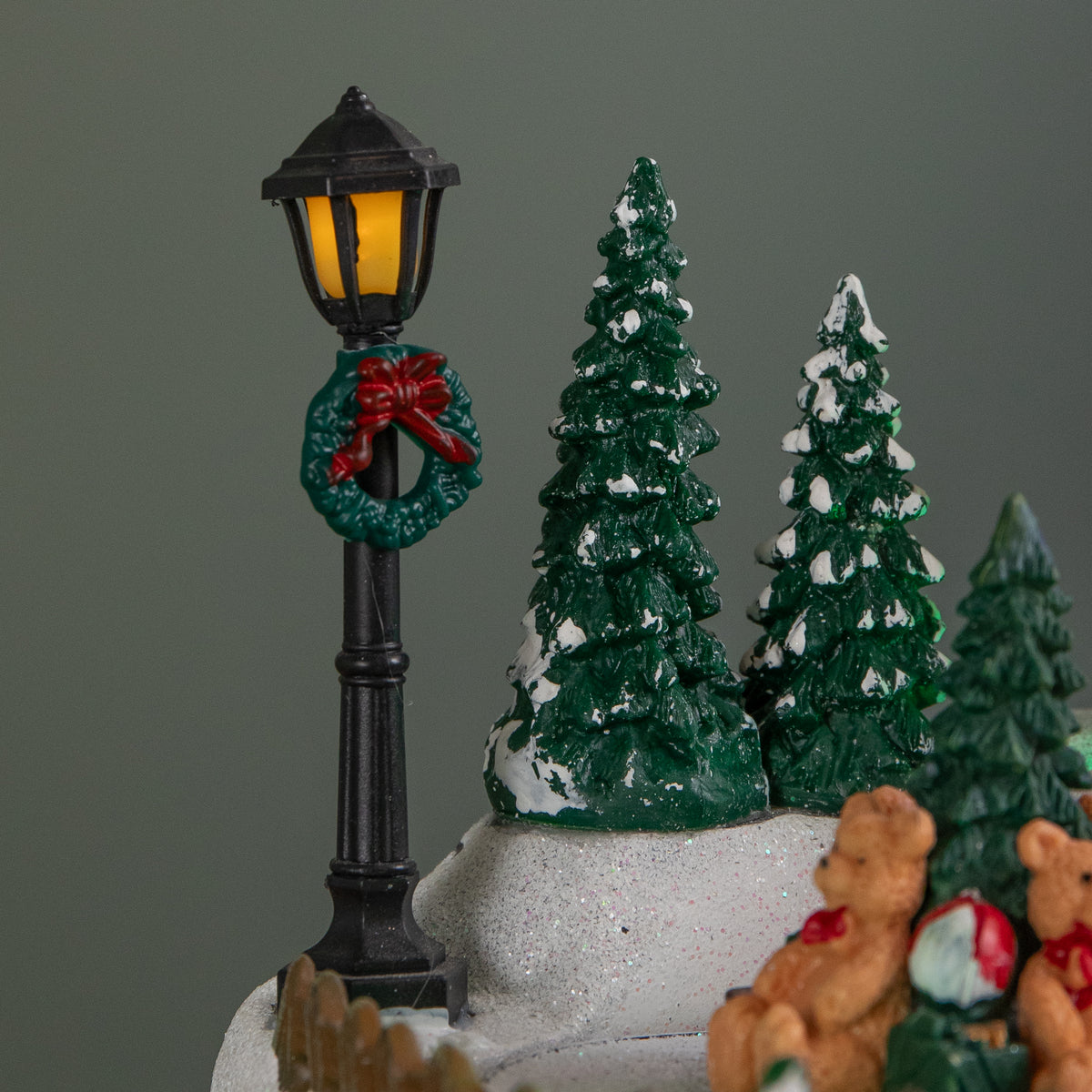 18cm Light up Christmas Gift Shop Snow Scene with Music and LEDs
