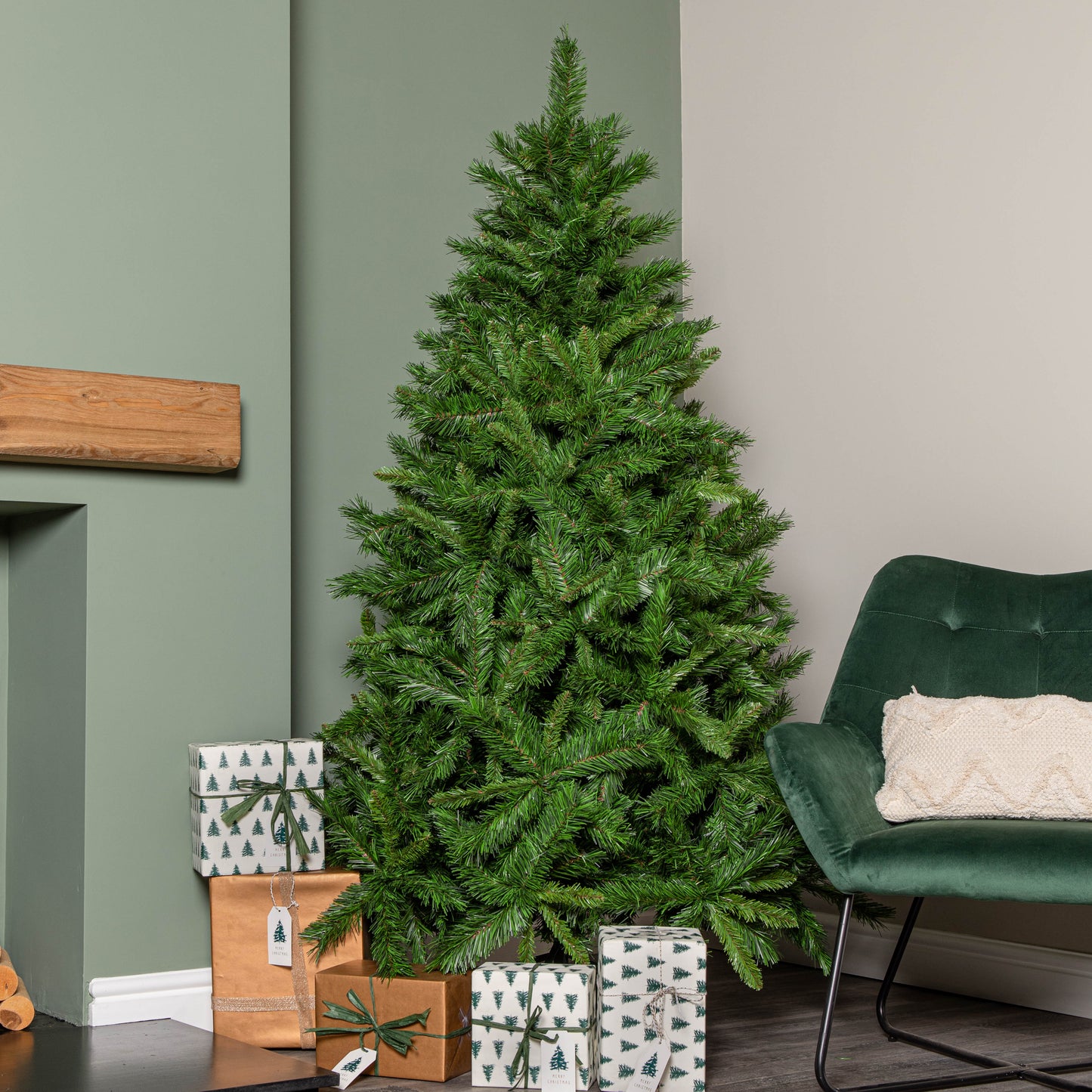 6ft (1.8m) Luxury Kateson Fir Artificial Green Christmas Tree with 816 Tips