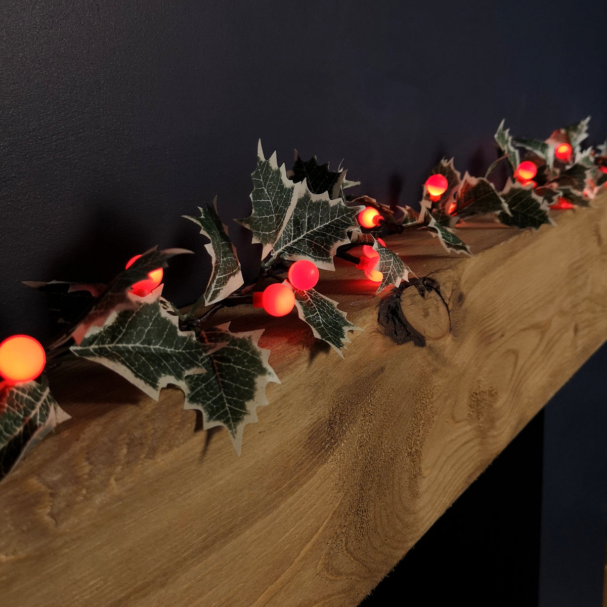 1.8m Artificial Garland with Berries & Lights Battery Operated with 35 Warm White LEDs