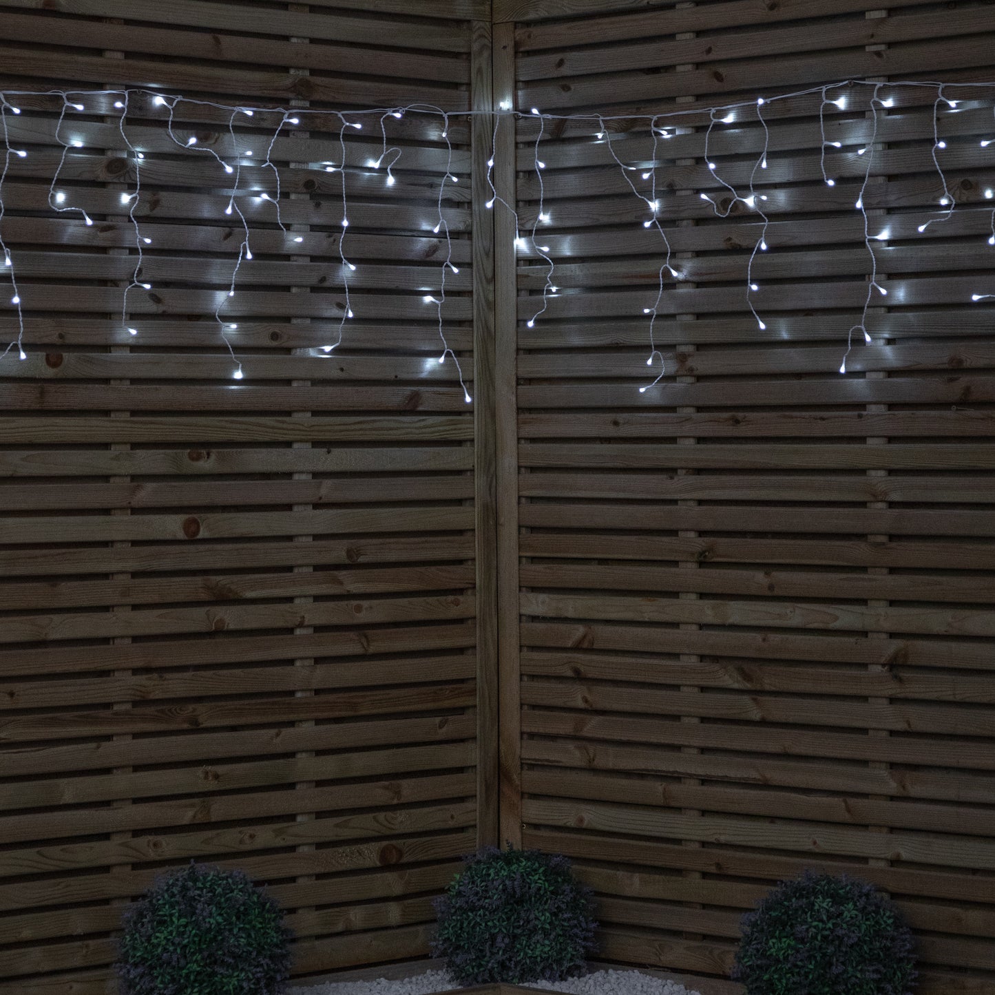 16m 640 LED Frosted IcicleBrights Christmas String Lights in Cool White