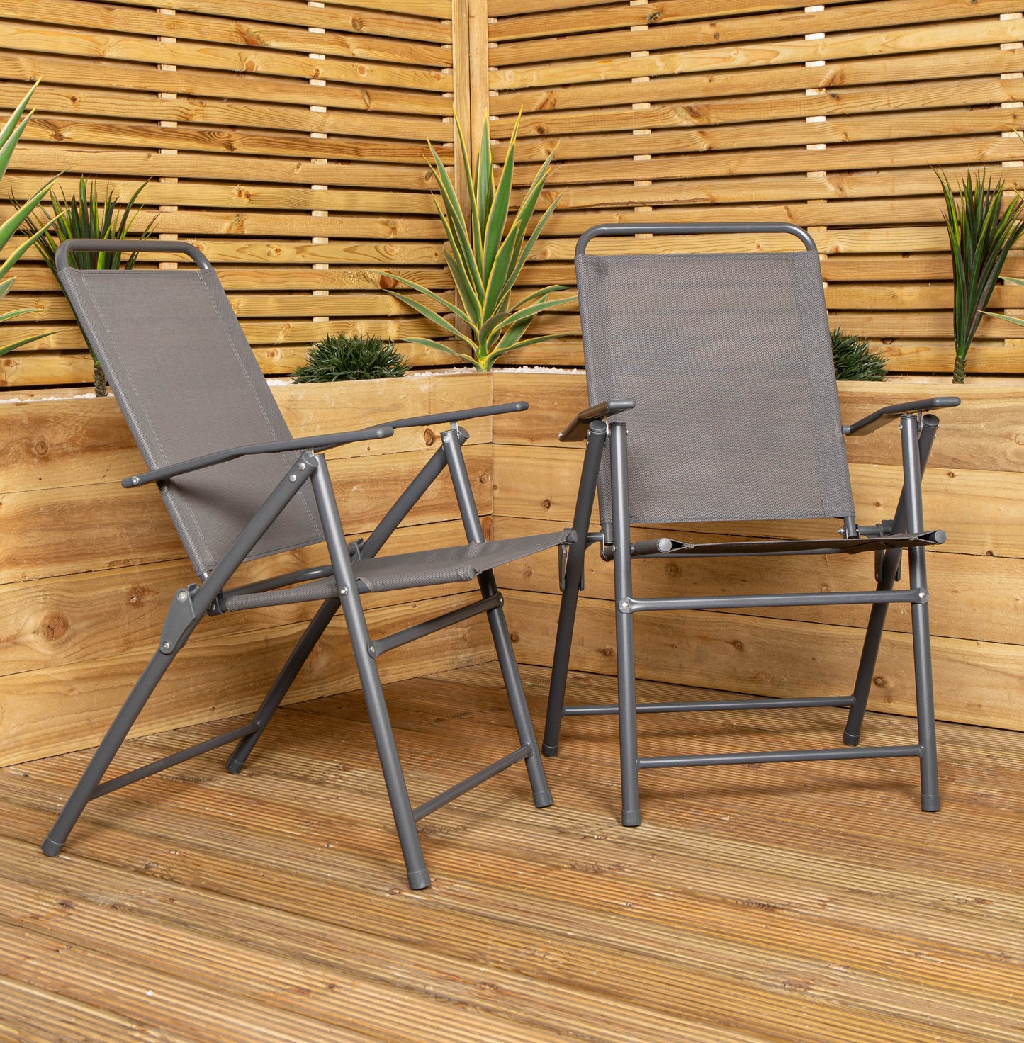 Factory Seconds: Samuel Alexander Outdoor 4 Seater Round Glass Top Table and Chairs Patio Set with Parasol in Grey