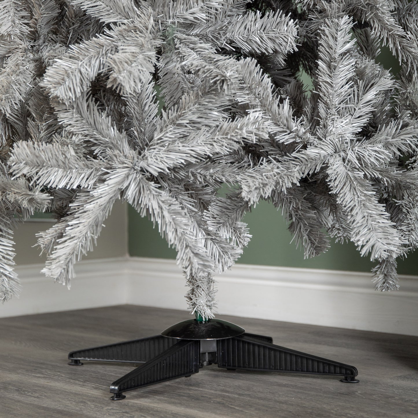 6ft (180cm) Colorado Grey Spruce Christmas Tree with Wrapped Branches & 483 Tips