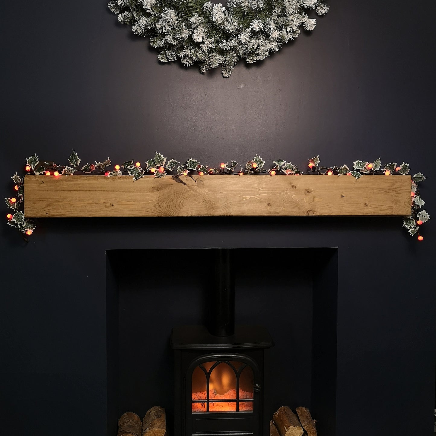 1.8m Artificial Garland with Berries & Lights Battery Operated with 35 Warm White LEDs