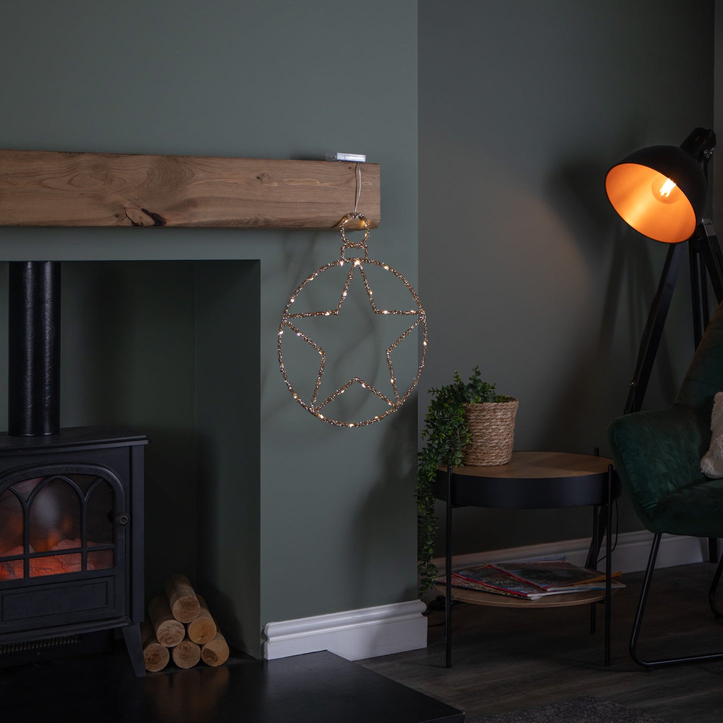 49cm Battery Powered Light up Christmas Gold Star Ball with Twinkling Warm White LEDs