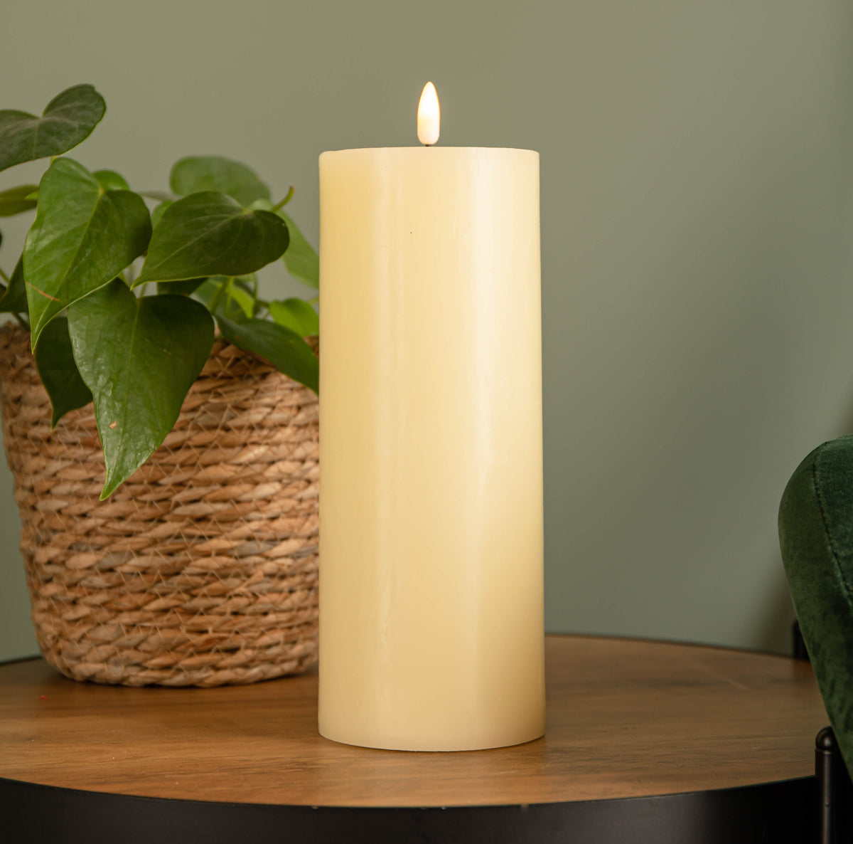 9cm x 23cm Cream Wax Melted Pool Effect Candle with Timer Function and Warm White LED