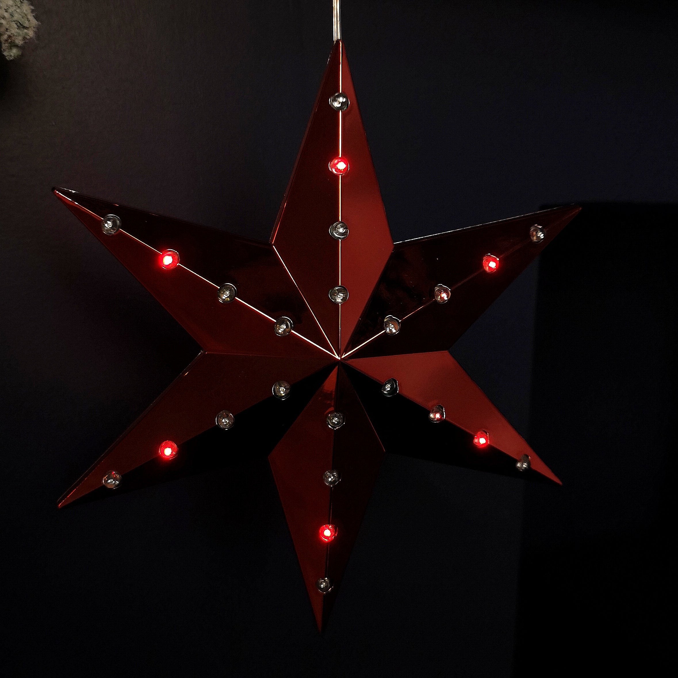 20cm Battery Operated Light up Hanging Christmas Shooting Star Bauble  in Ruby with LEDs