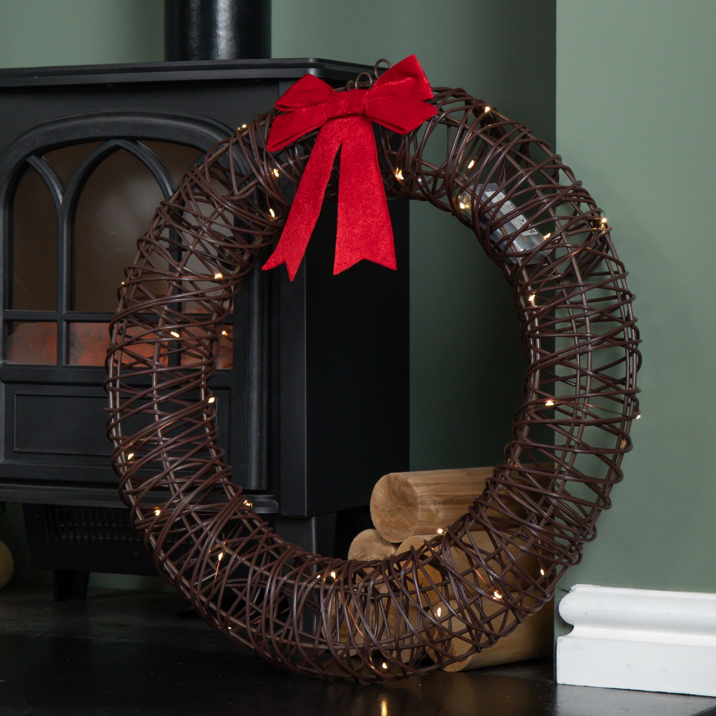 50cm Battery Operated Light up Christmas Wreath with Red Bow & 40 Warm White LEDs