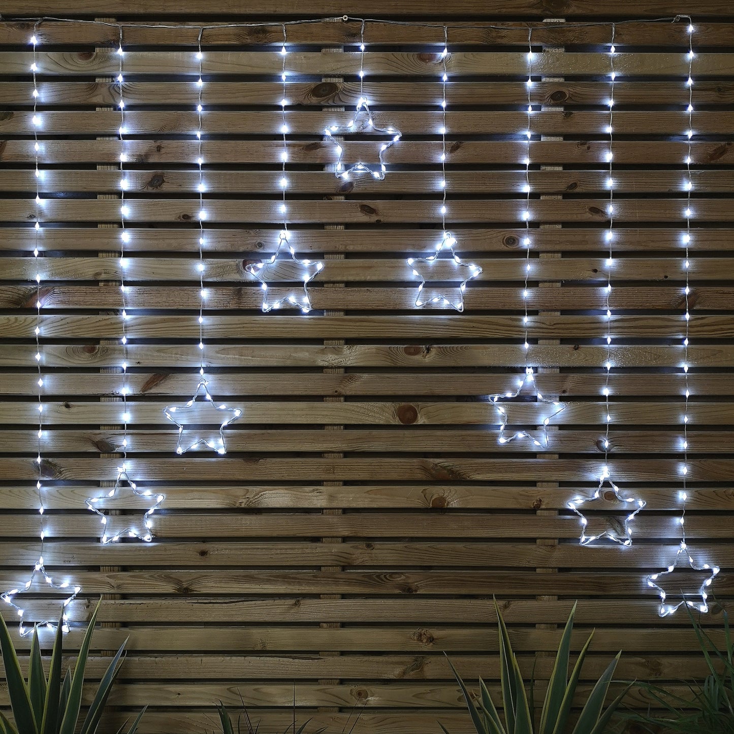 Factory Seconds: 1.2m Cool White LED Star Curtain Lights Christmas Decorations