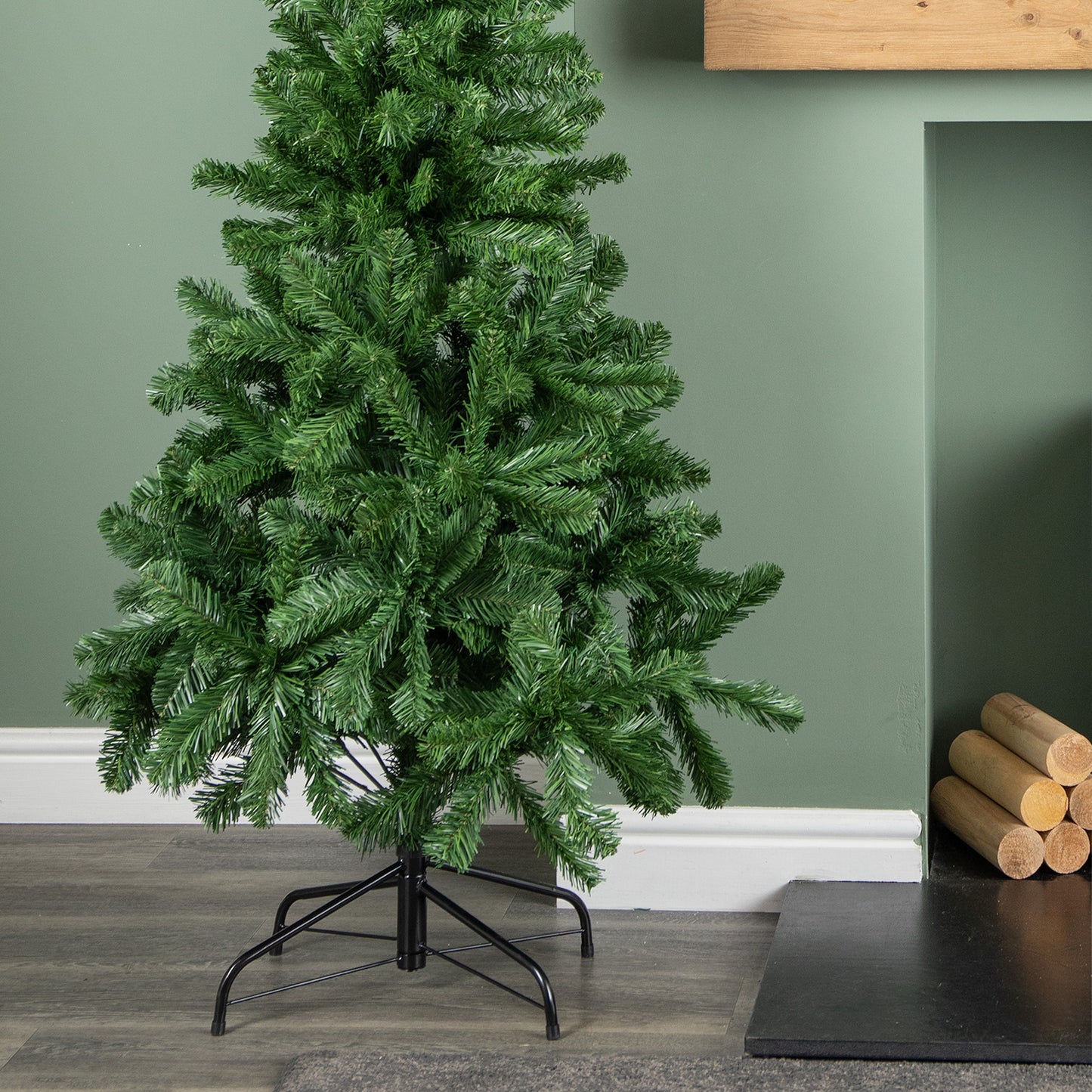 5ft (1.5m) Imperial Pine Christmas Tree With 340 Tips and Metal Stand