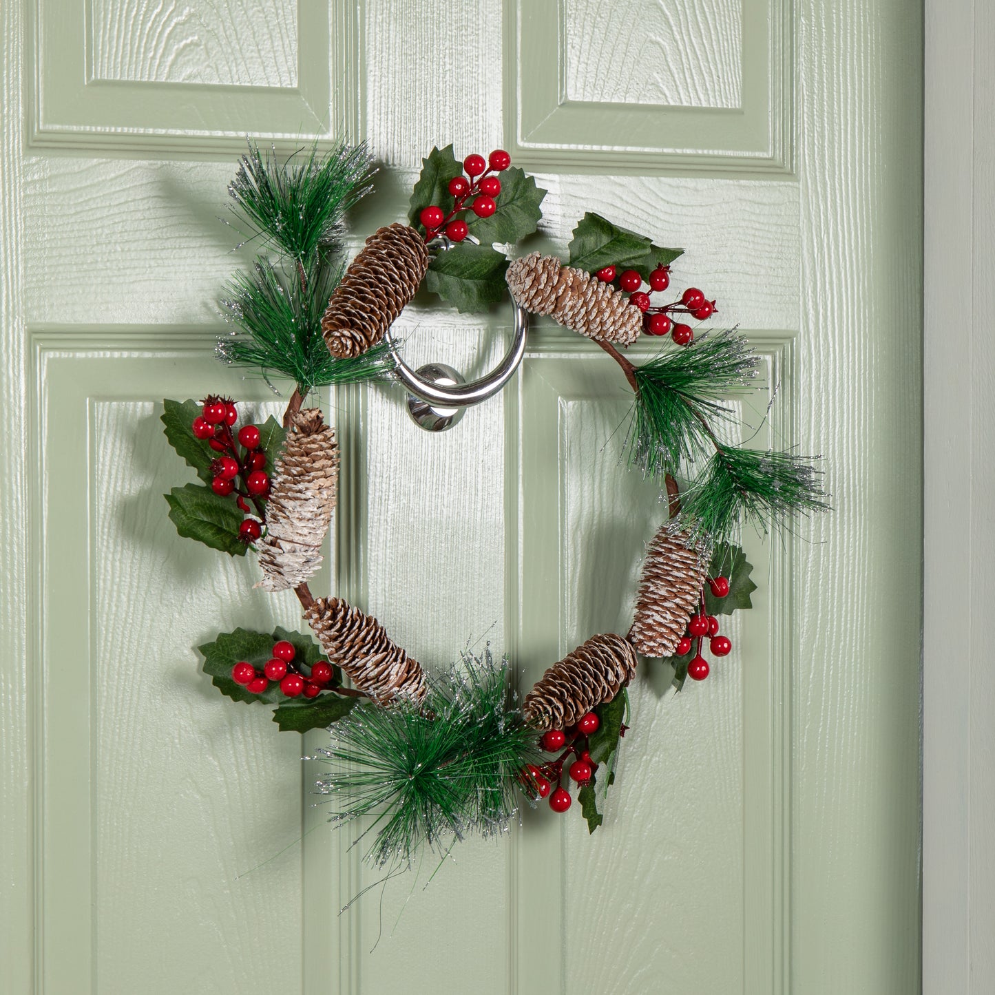 40cm Hanging Christmas Wreath with Red Berries and Pinecones