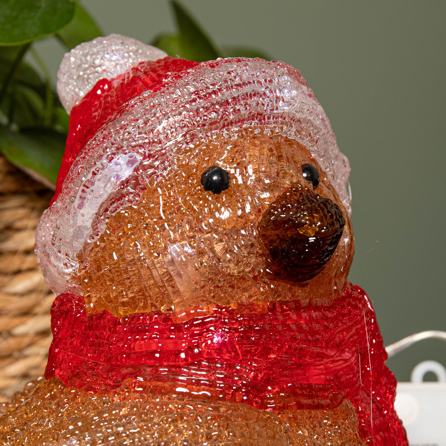 19cm Battery Operated Light up Acrylic Christmas Robin Decoration with 24 White LEDs