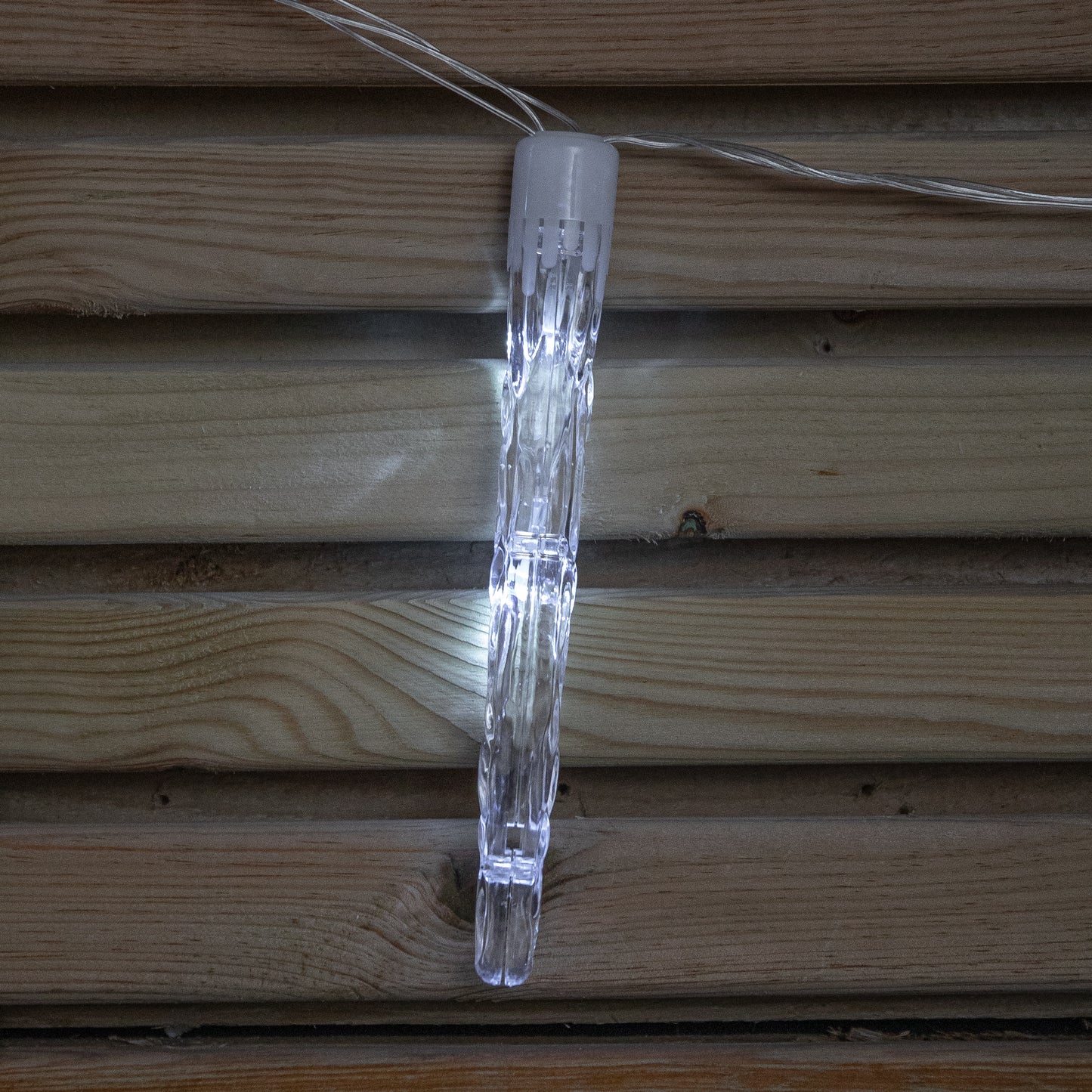 6.9m Icicle Christmas Chaser Lights with 72 Cool White LEDs