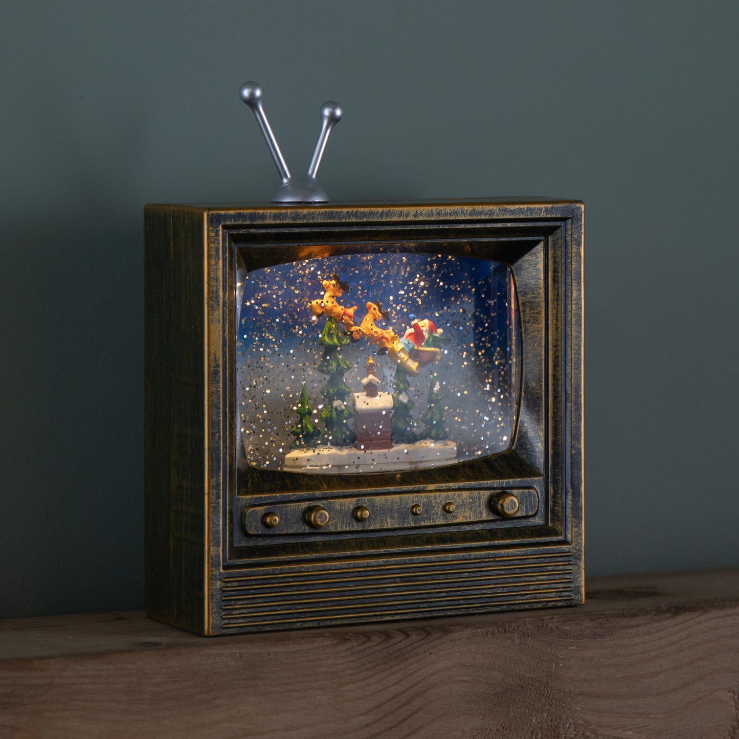 22cm Battery Operated Light up Antique Gold TV Christmas Water Spinner with Santa Scene & LEDs