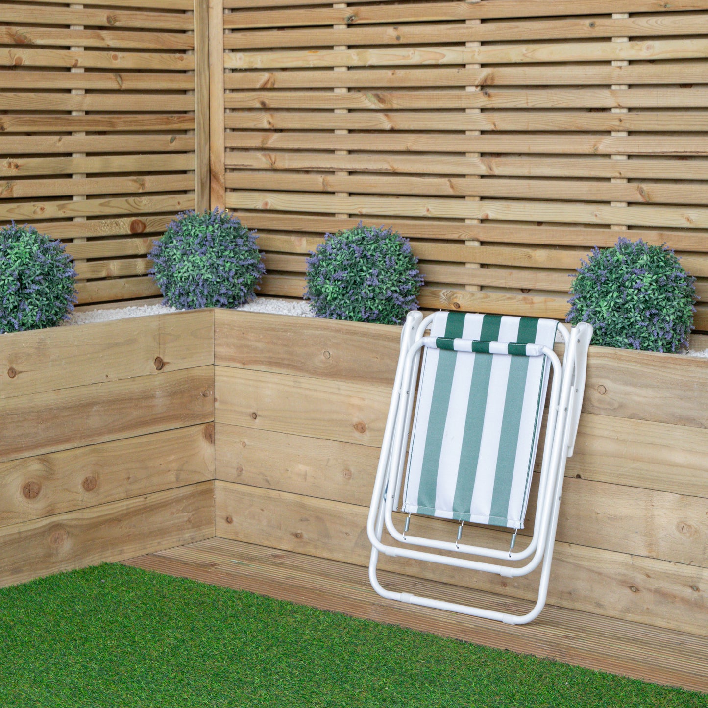 Green & White Striped Lightweight Folding Camping / Picnic / Garden Chair