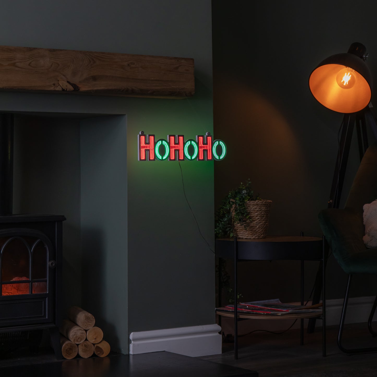 40cm Light up Hanging Ho Ho Ho Christmas Infinity Mirror Sign with Red and Green LEDs