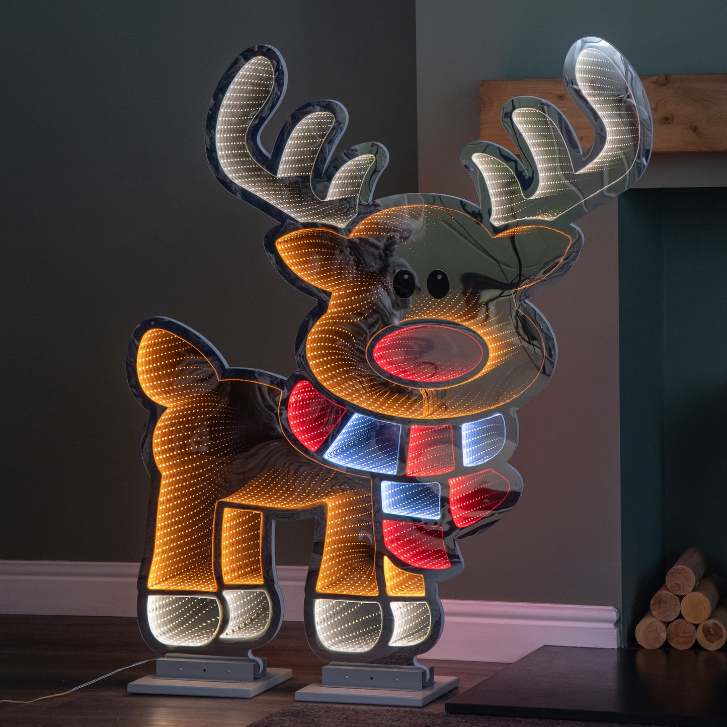 1.20m x 1.9m Light up Cute Christmas Reindeer Infinity Mirror Decoration with Multi-Coloured LEDs