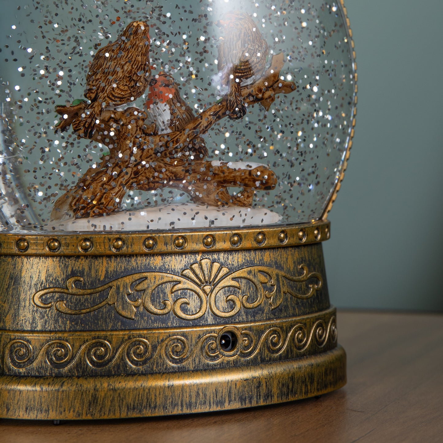 22cm Dual Powered Light up Antique Gold Christmas Robin Water Spinner with LEDs