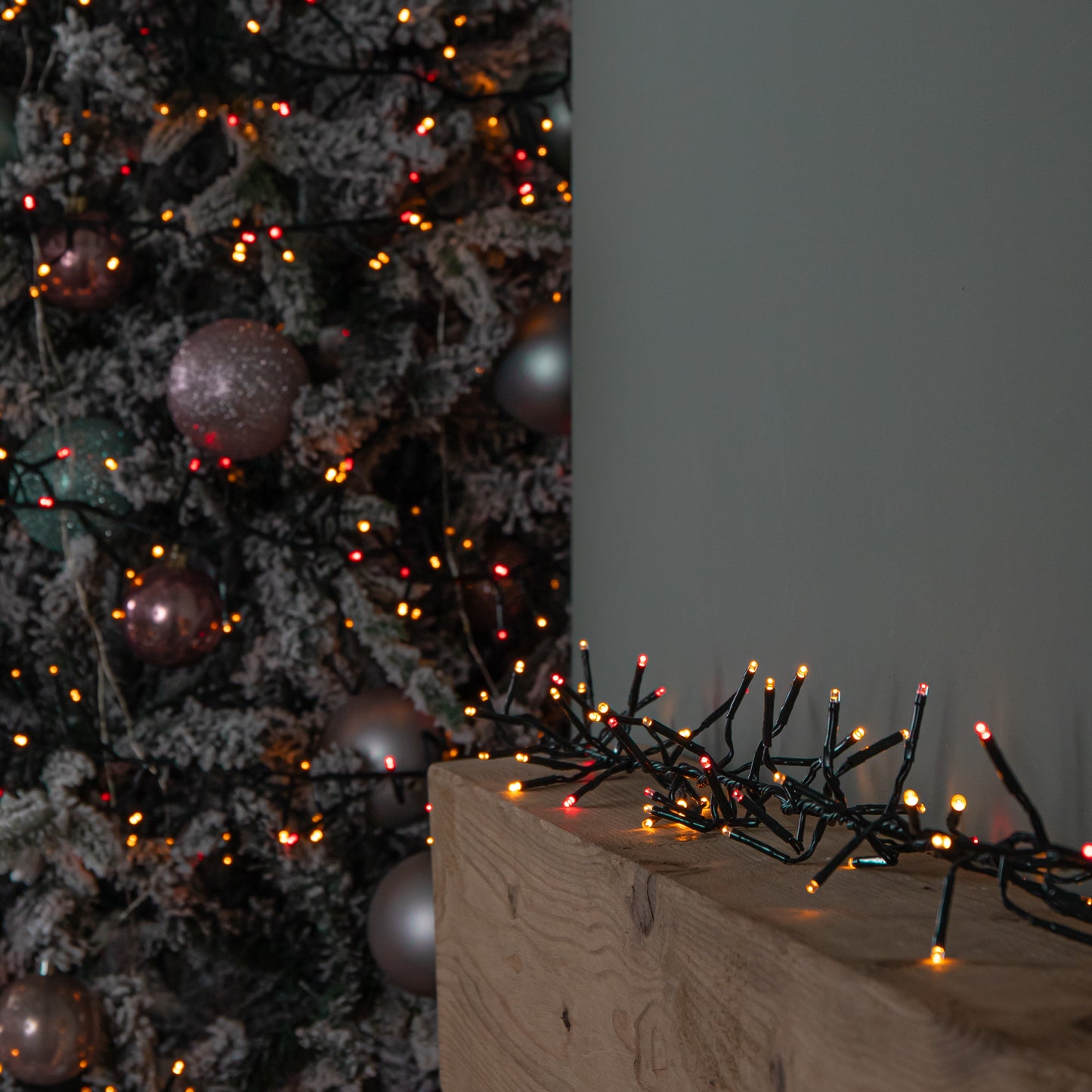 62.5m 5000 LED Christmas Cluster Multi-Action String Lights with Timer in Red & Vintage Gold