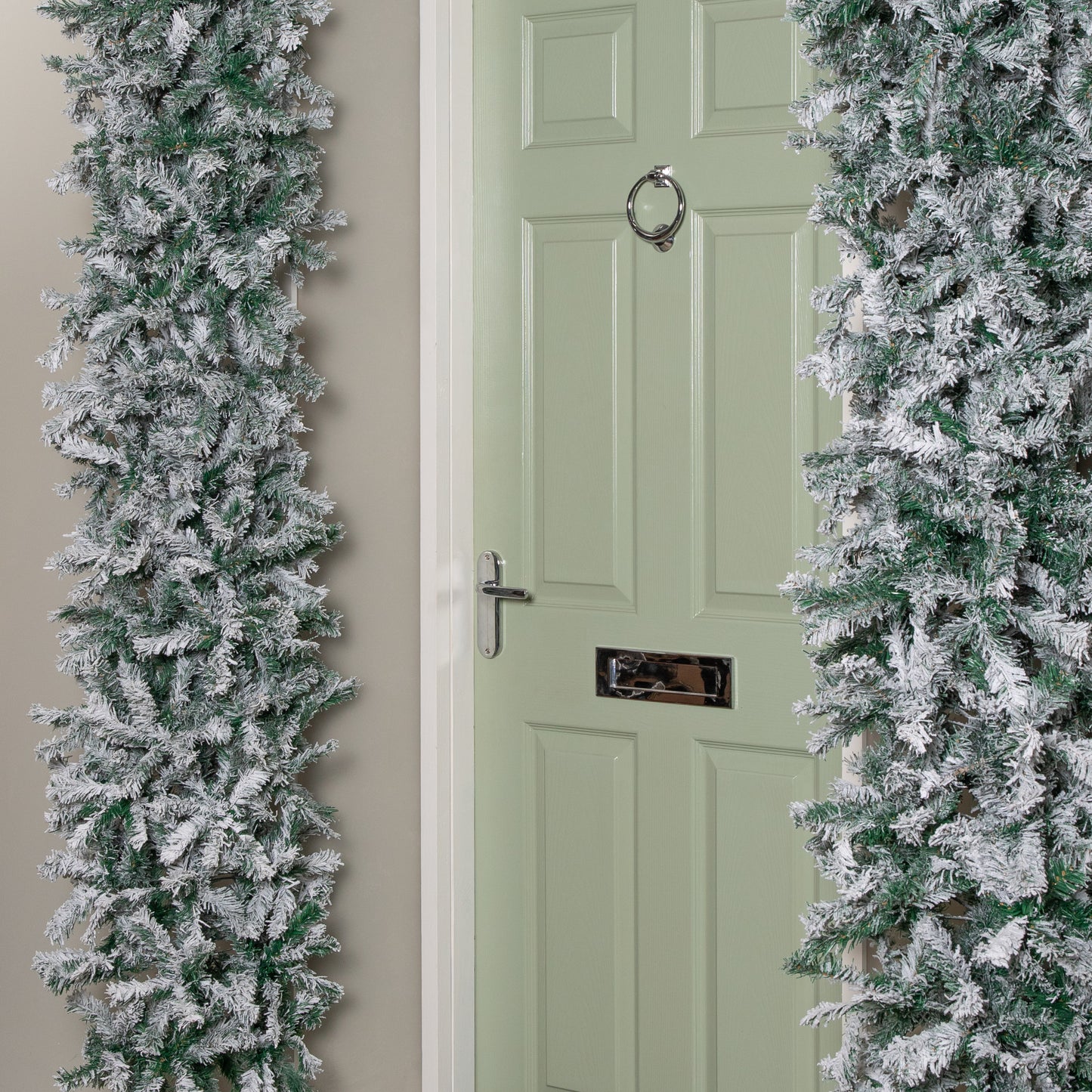 8ft (2.55m) Samuel Alexander Single Door Snow Flocked Christmas Tree Arch with 2000 Tips