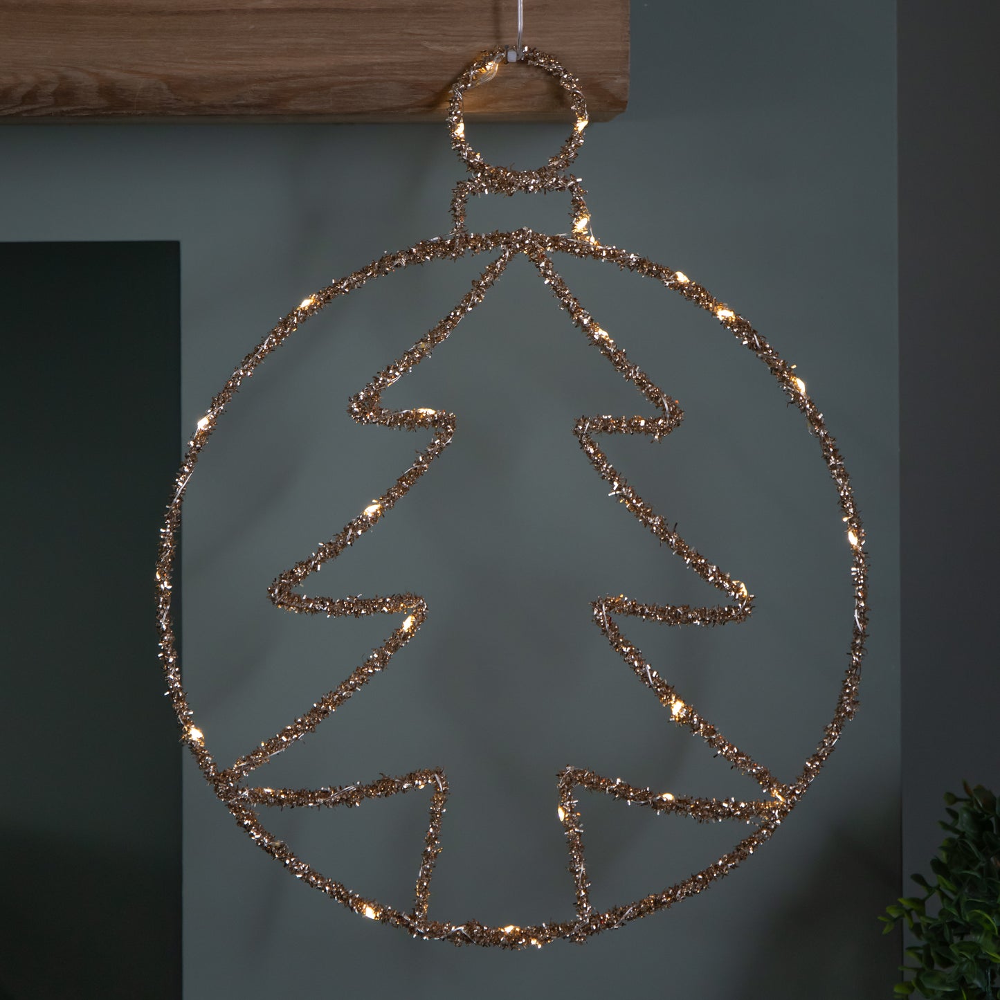 49cm Battery Powered Light up Gold Christmas Tree Ball with Twinkling LEDs