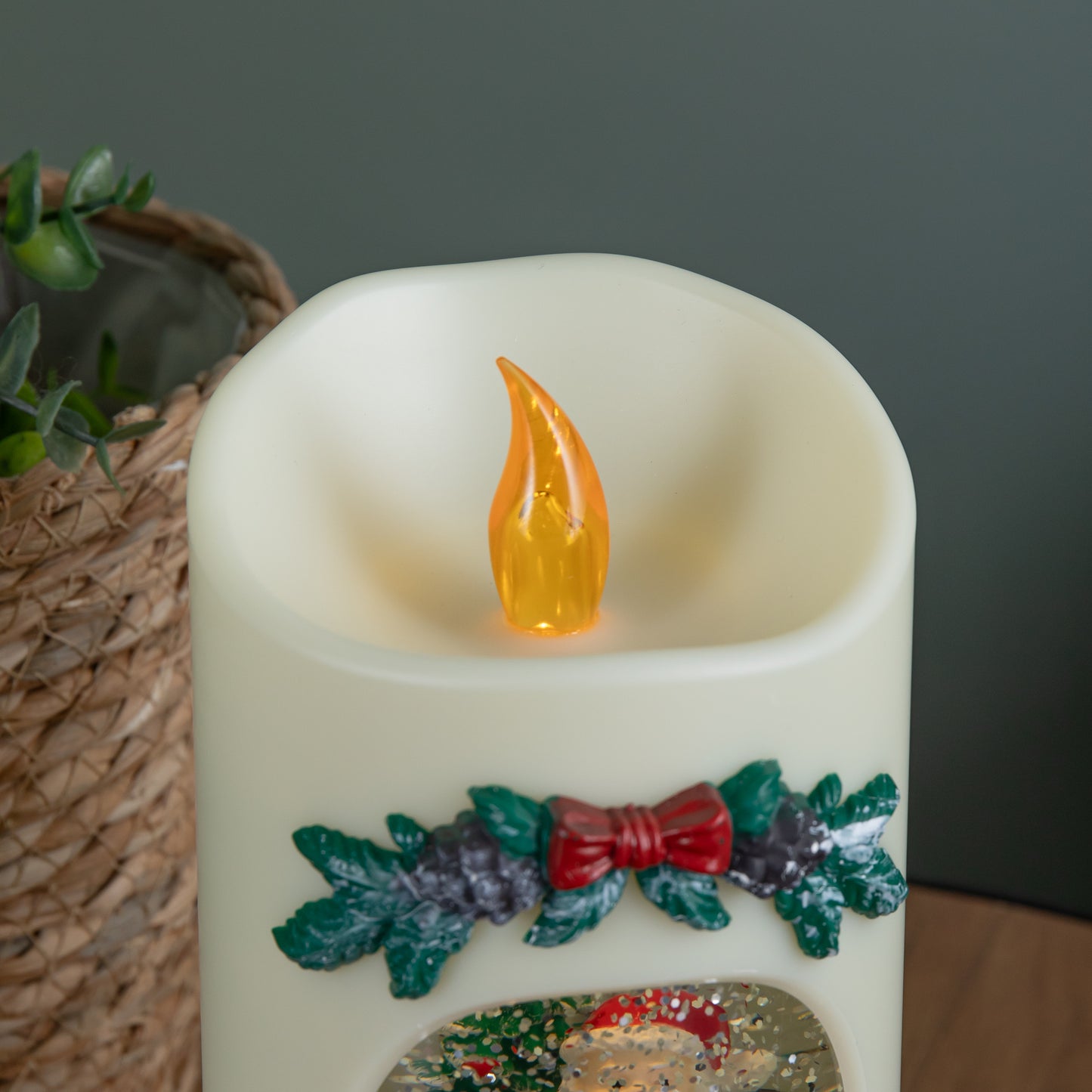 20cm Dual Powered Light up Christmas Pillar Candle Water Spiner with Santa and LEDs