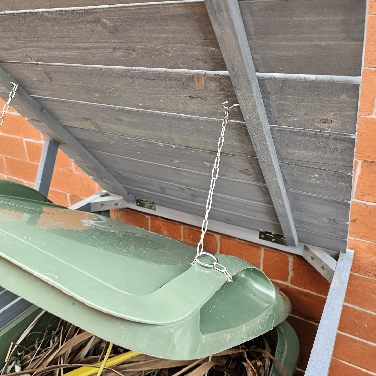 Factory Seconds: 68cm x 1.14m Grey Wooden Outdoor Garden Wheelie Bin Store Storage for 1 Bin