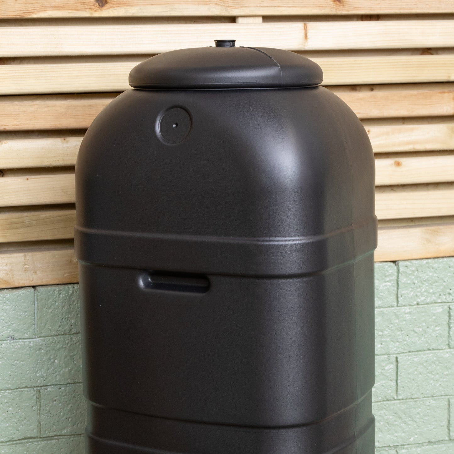 100L Slim Space Saver Water Butt With Lid & Tap Carry Handles in Black