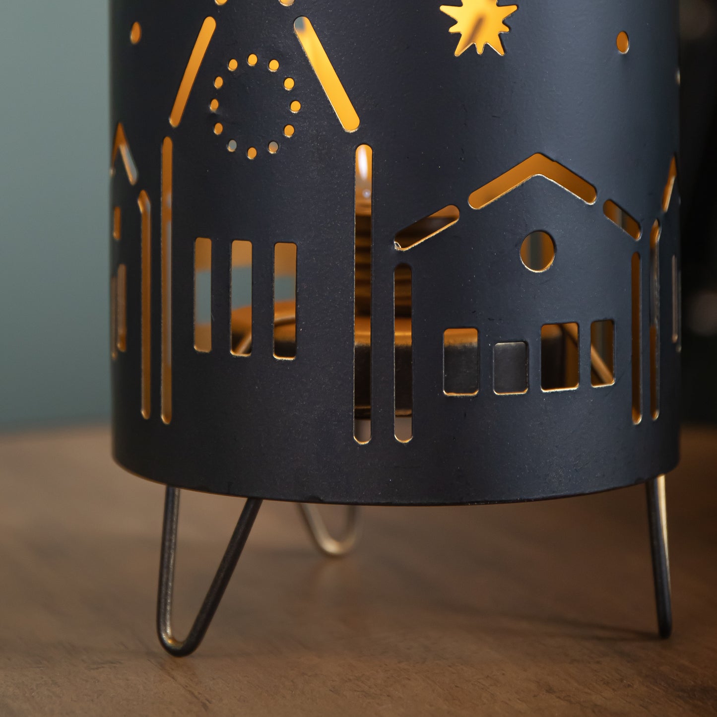 24cm Battery Operated Light up Christmas Night Sky Lantern with LEDs