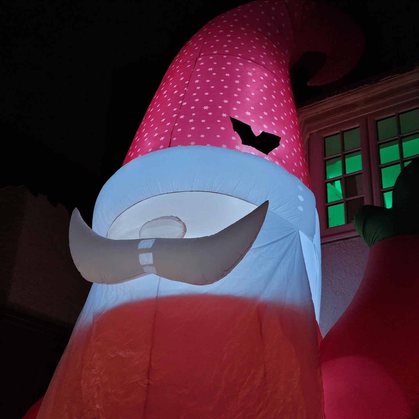 Giant: 20ft (6m) Outdoor Inflatable Light up Christmas Gonk with Raised Arm & LEDs