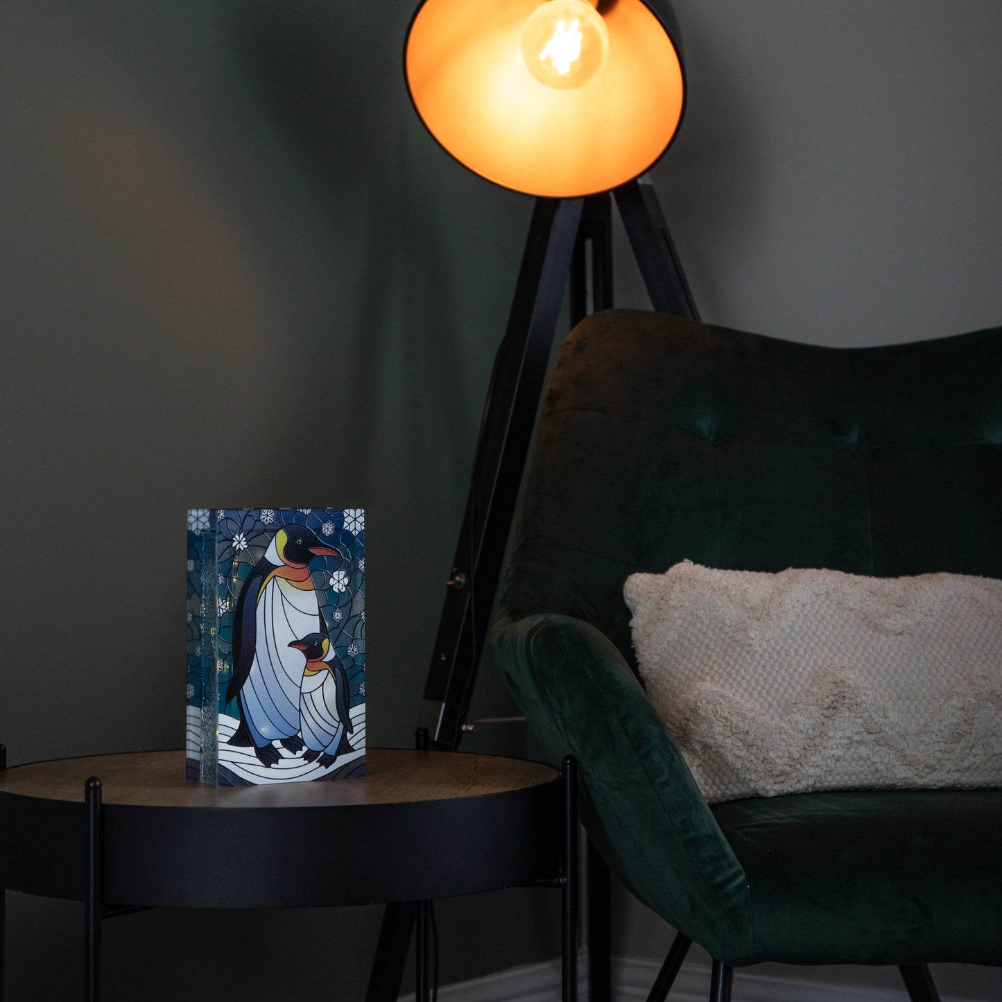 21cm Battery Operated Light up Double Sided Stained Glass Mother & Baby Penguin Decoration with LEDs