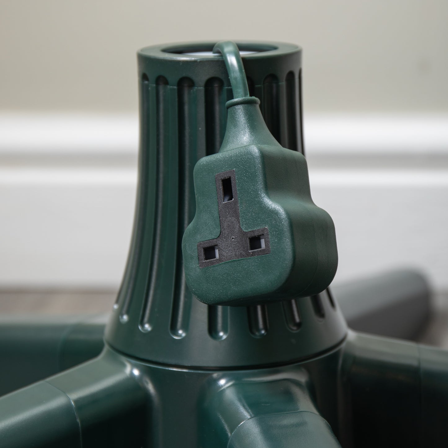 20cm x 65cm Green Rotating Christmas Tree Stand for 2.4m Max Tree Height