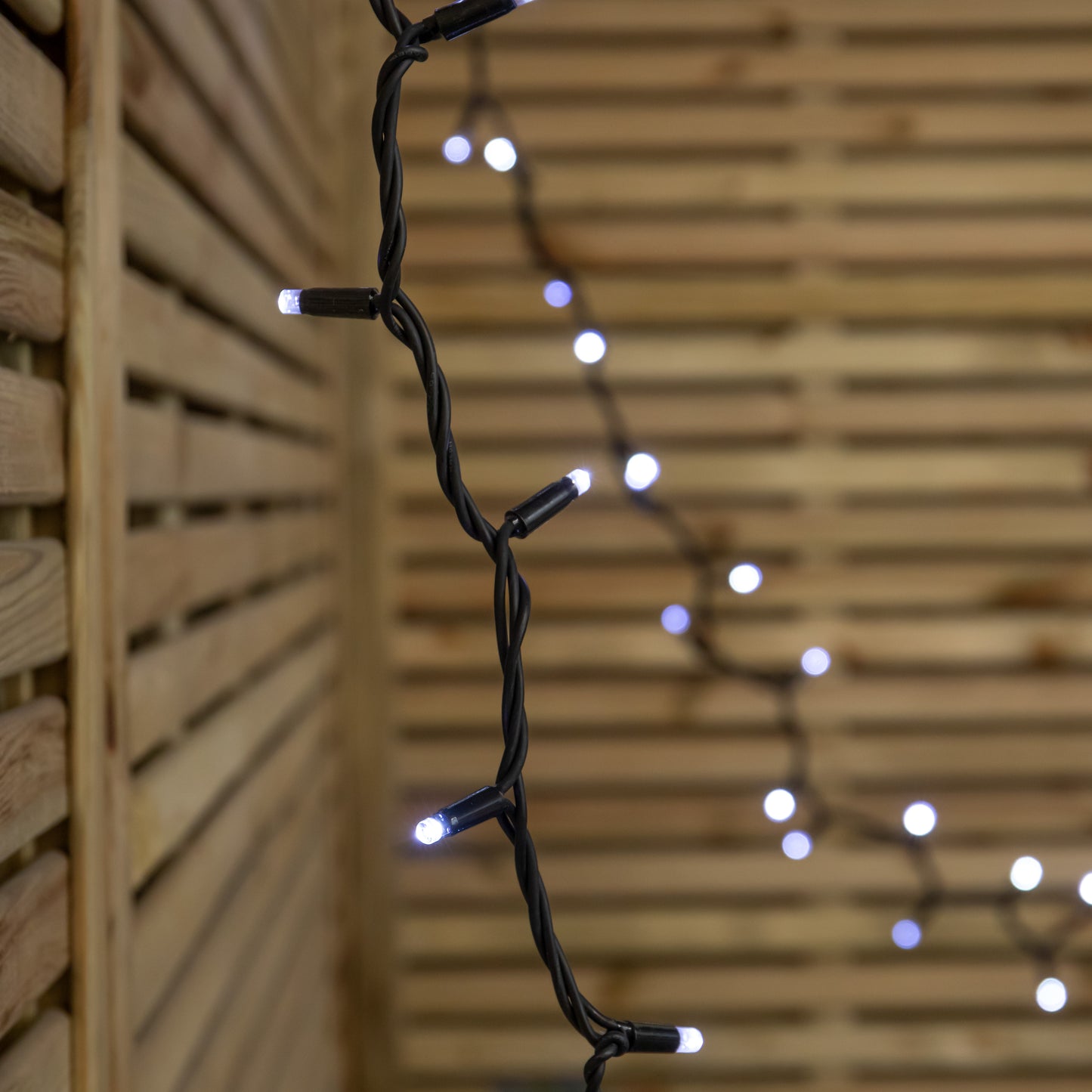 29.9m Set of 300 Connectable Max String Lights with White LEDs