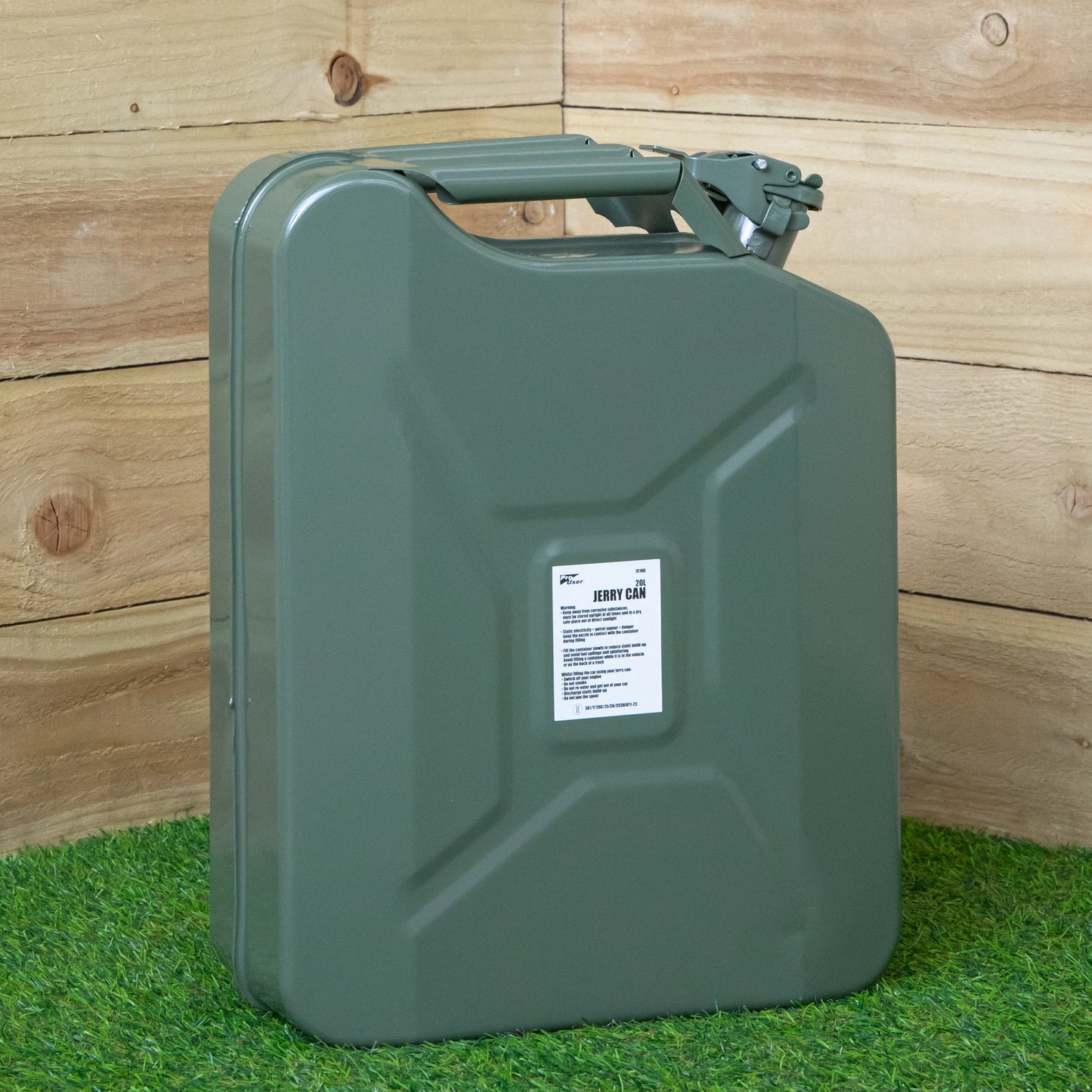 20 Litre Metal Jerry Can for Fuel with Leak Proof Bayonet Closure